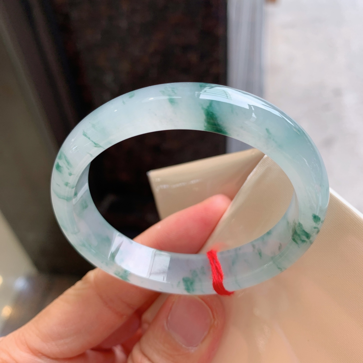 贵妃冰飘花 无裂 尺寸：54.5/48/12.6/7.3  花色漂亮