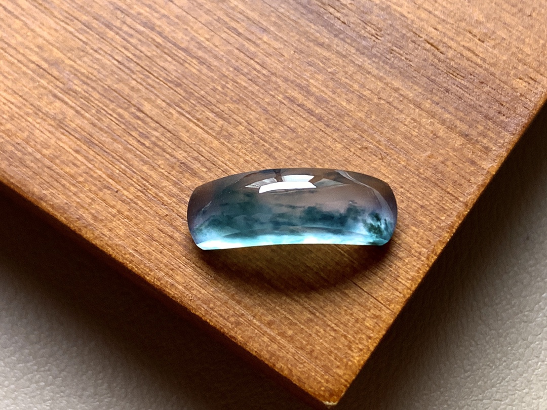 ️ 玻璃种飘彩马鞍 飘彩十分漂亮，水润起光，无裂尺寸16.5*4.8*5 超值