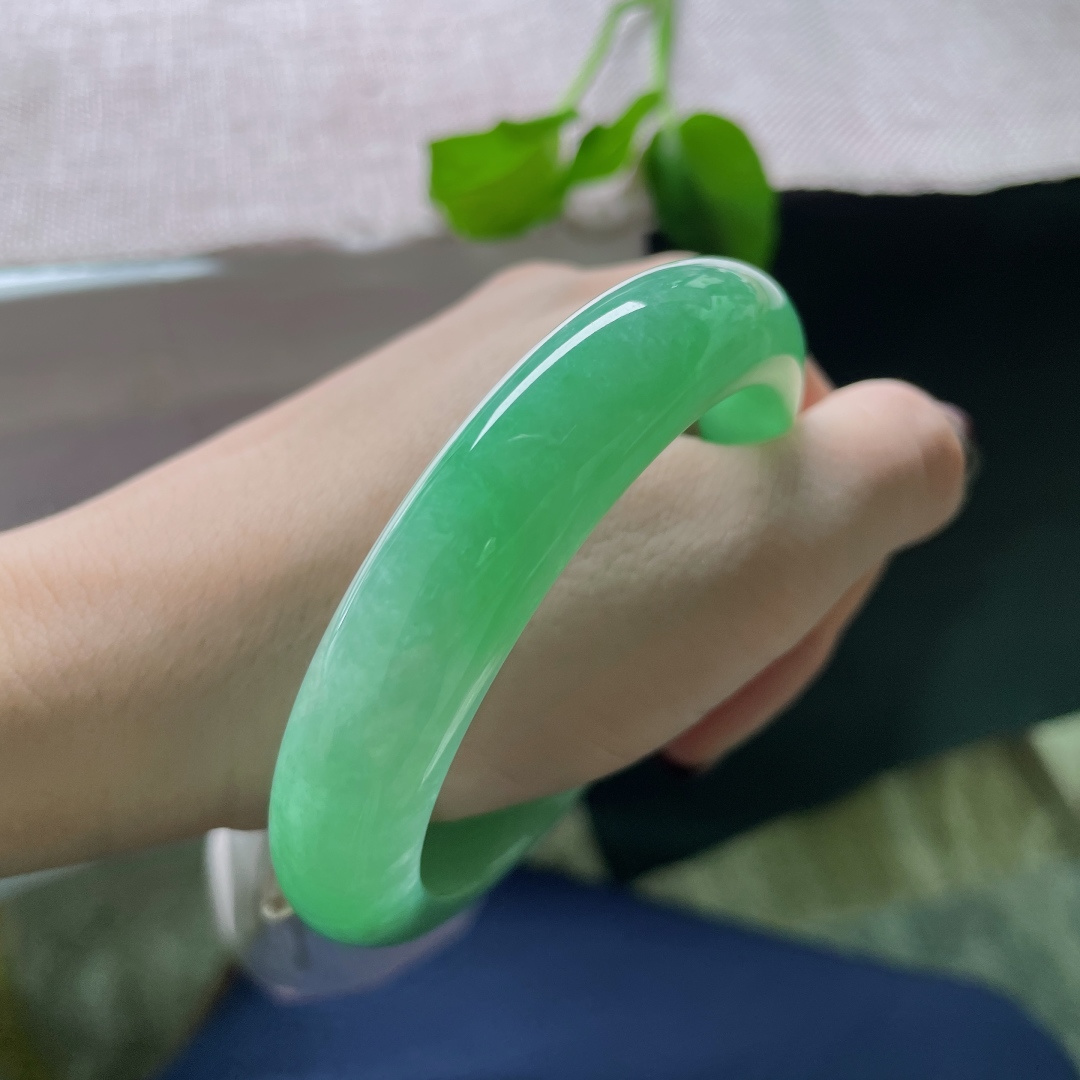 60/13.2/9.4，果绿底正圈，种老，翠色伊人，郁郁葱葱，传承之美，无裂，ss51716a