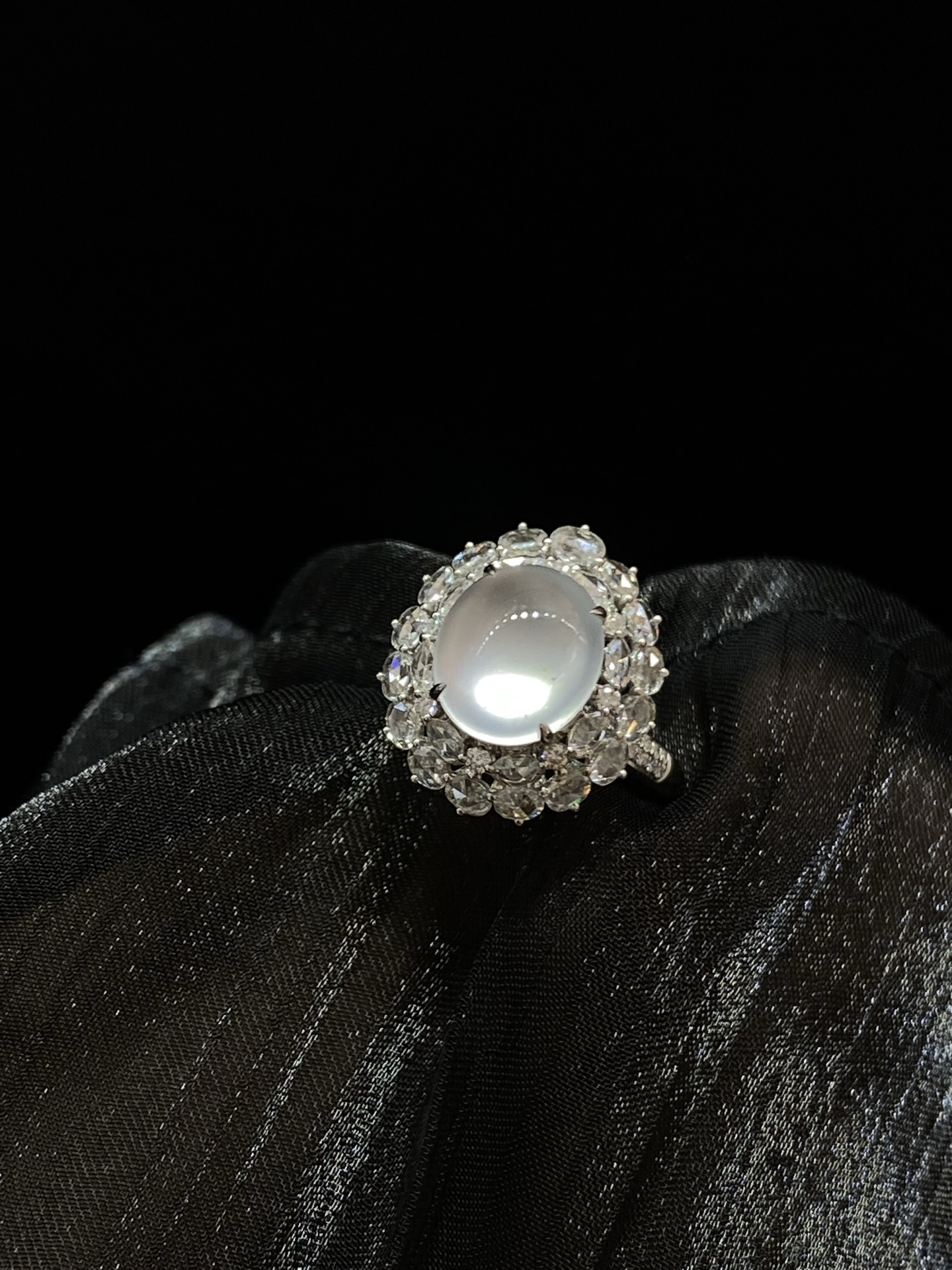 冰种 起光 茅台白 蛋面 吊坠 戒指 两用款18k金尺寸24.2/18-16-12.5（裸石10-8.8-4.3）