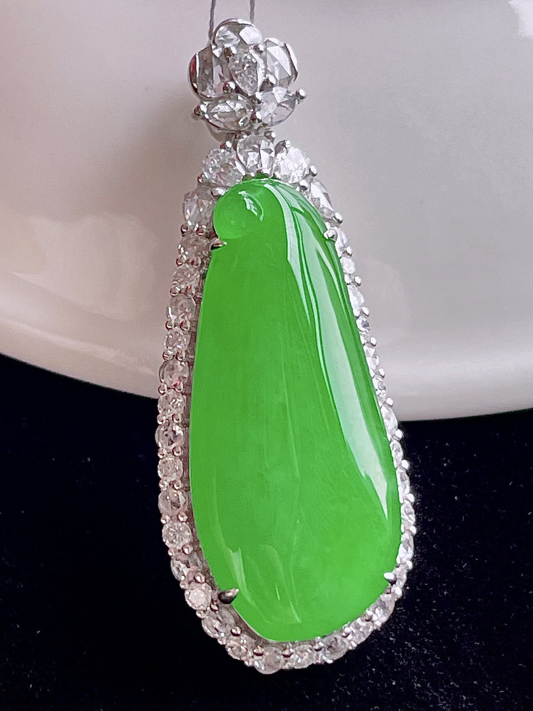 ️ 缅甸福瓜 色绿无比 饱满圆润 整体：37/14.3/10.5 裸石：25.5/11.6，超值