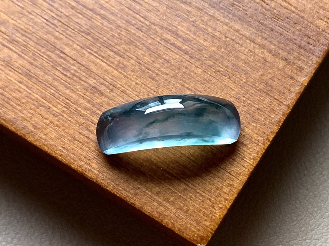 ️ 玻璃种飘彩马鞍 飘彩十分漂亮，水润起光，无裂尺寸16.5*4.8*5 超值