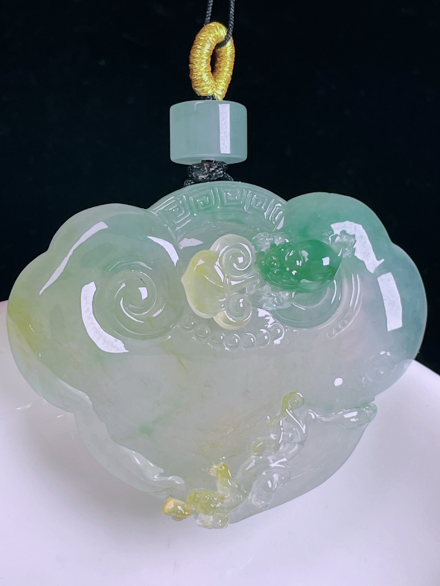 ️冰黄如意，老种起光，细底通透，尺寸：37/45.3/11.7mm0422