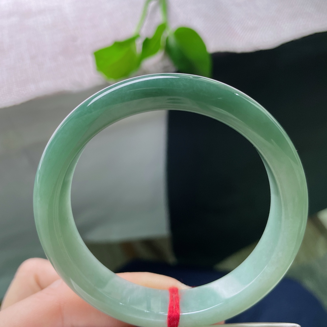 55.7/11.9/8，油青正圈，颜色渐变，水头好，质地温润细腻，古典，皮纹，ss50371a