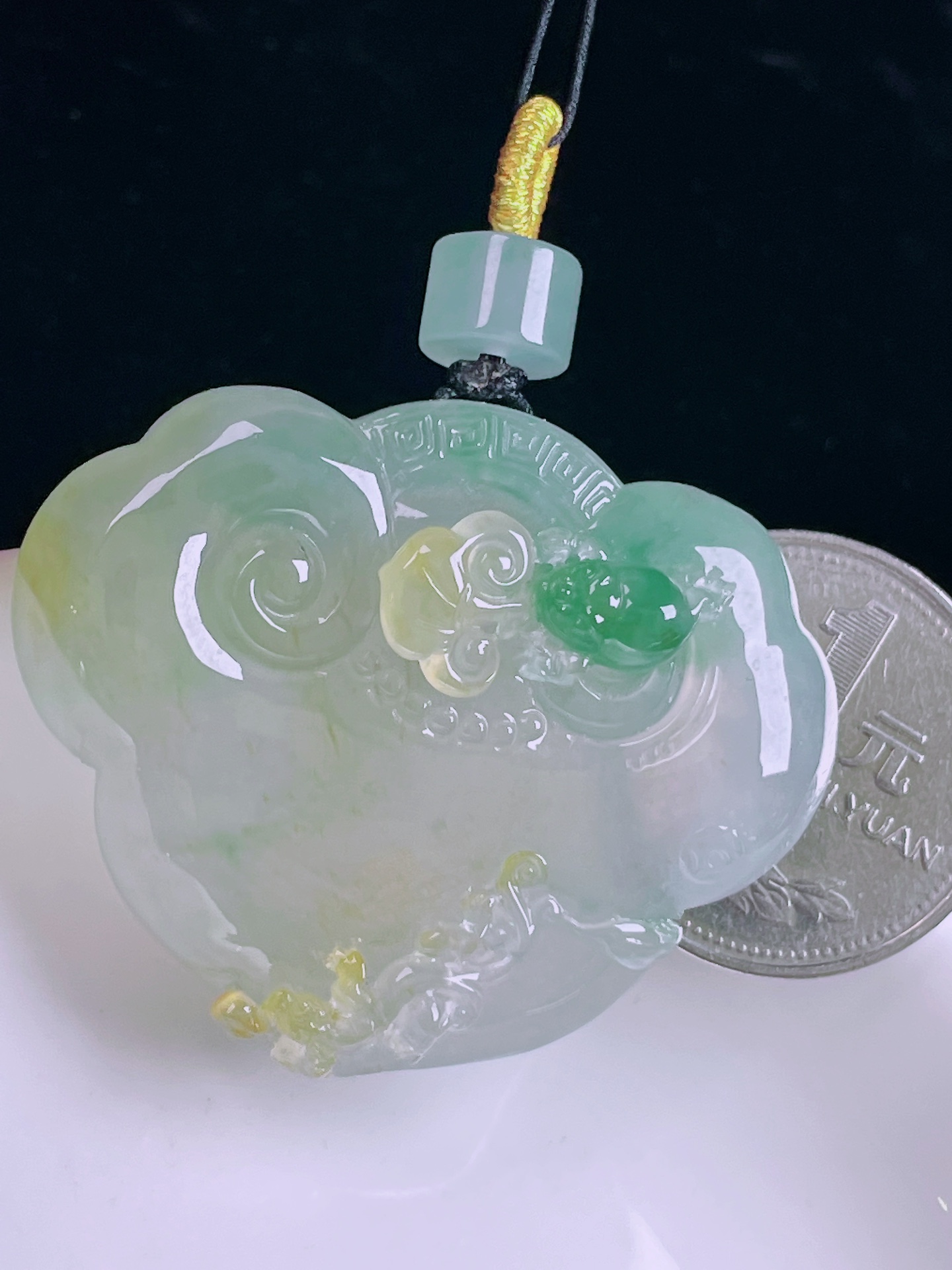 ️冰黄如意，老种起光，细底通透，尺寸：37/45.3/11.7mm0422