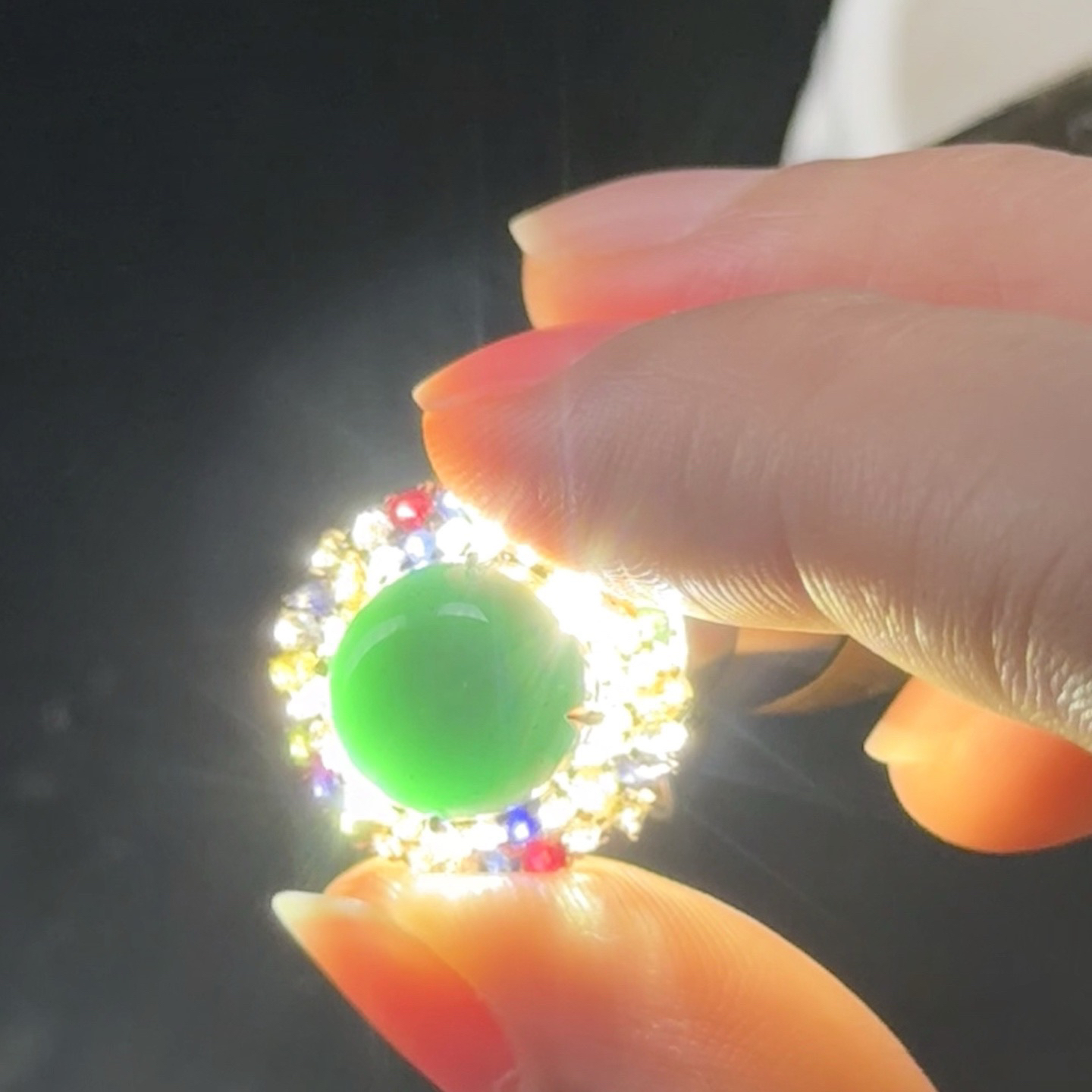 精品豪镶墨翠正圆女戒 种好色正 黑度极好 打灯通透 油性十足  尺寸11.1