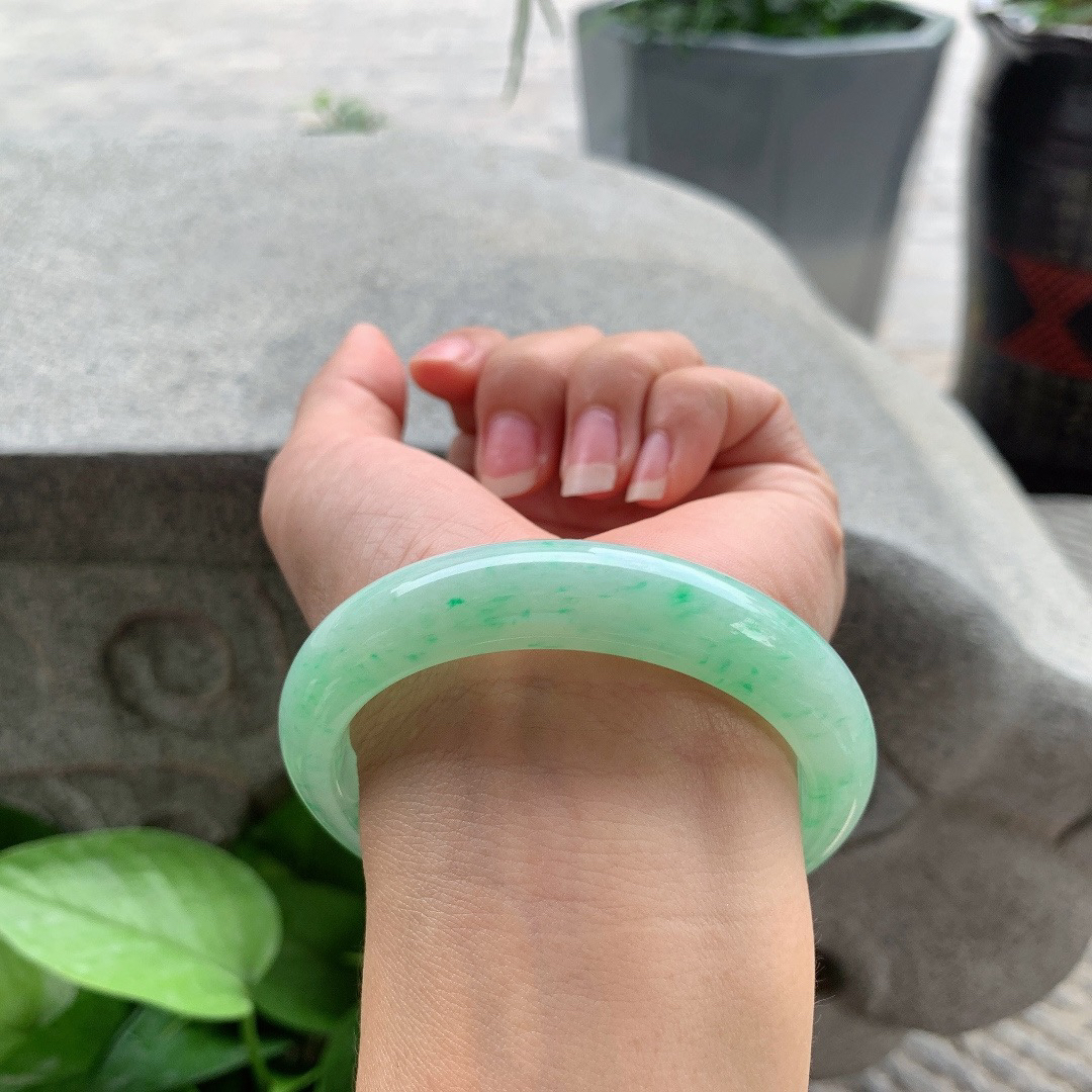 圈口57.8-12.5-8.7 【满绿正圈手镯】正圈57 58可戴