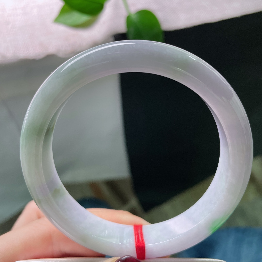 59.4/12.8/8.6，春带彩正圈，一抹翠色洋溢着生机与活力，水润，贵气，皮纹，ss51101a