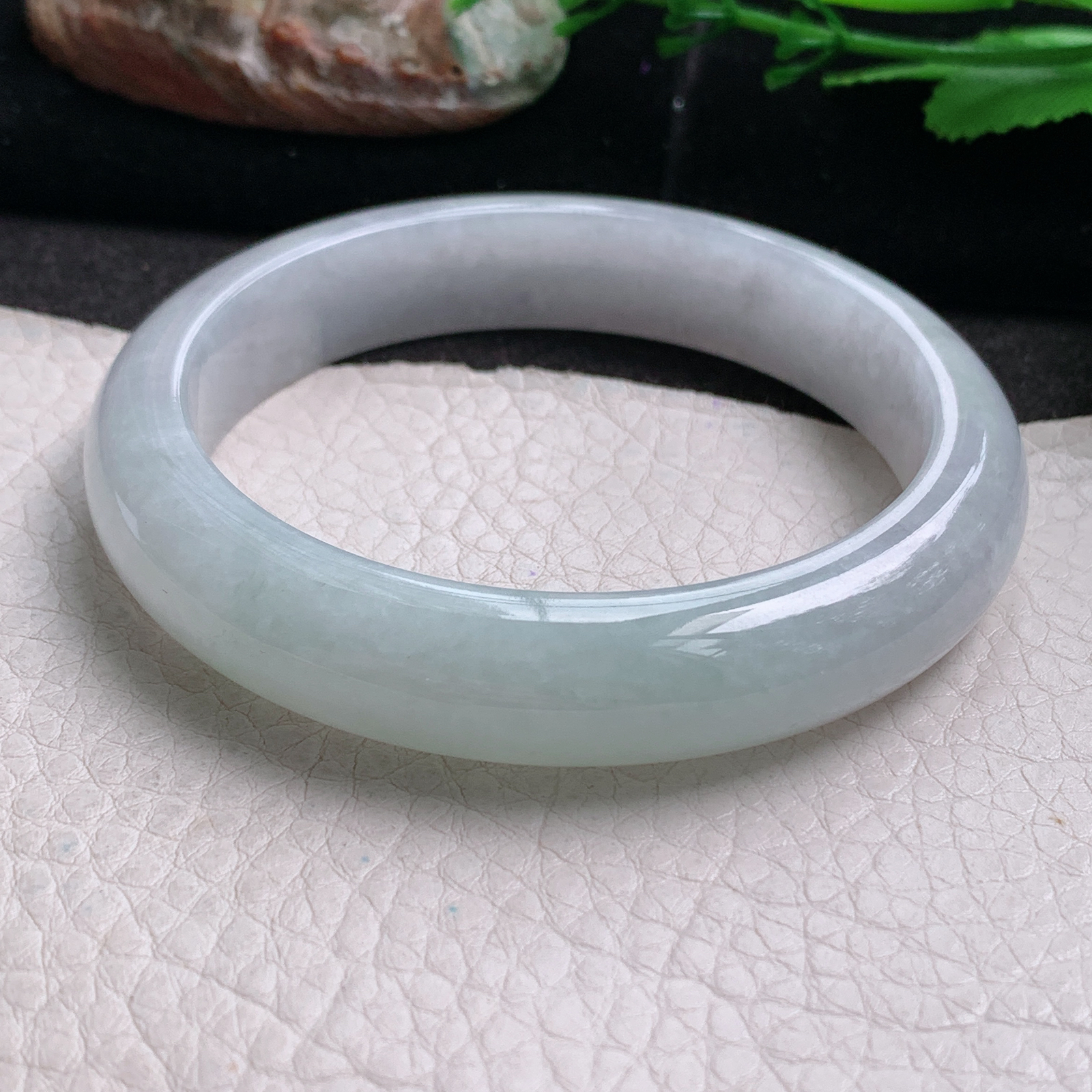 hh实拍57.5*12.5*8.5平安镯 天然缅甸翡翠a货手镯清新浅绿水润正圈玉镯子