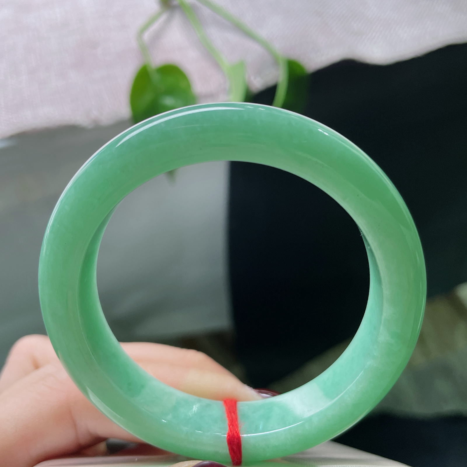 51.7/11.9/8.2，苹果绿正圈，翠色伊人，碧波荡漾，举手投足尽显贵气，晶体，ss50805a