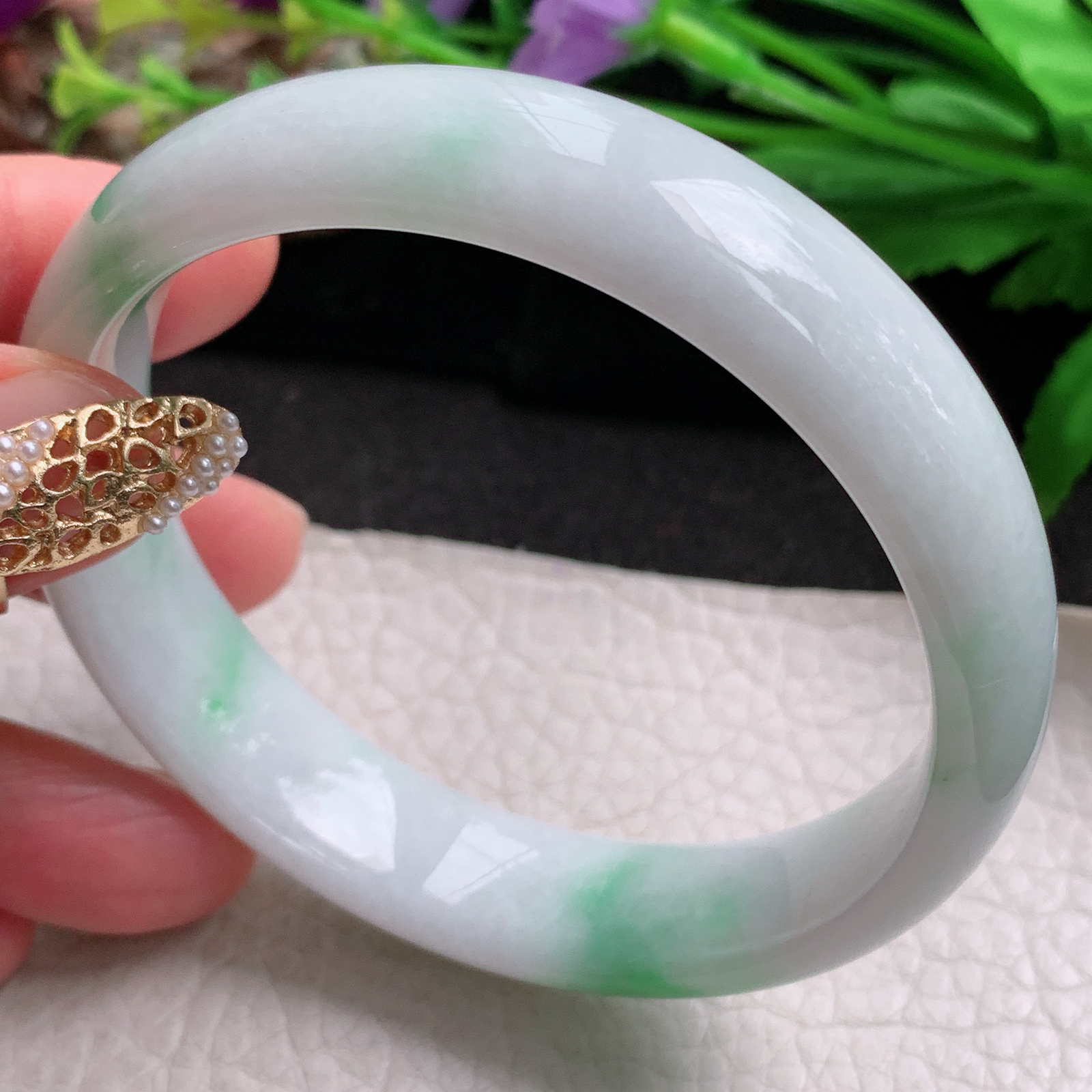 ee大圈口60*14.3*7平安镯 天然缅甸翡翠a货手镯飘绿大气正圈玉镯子