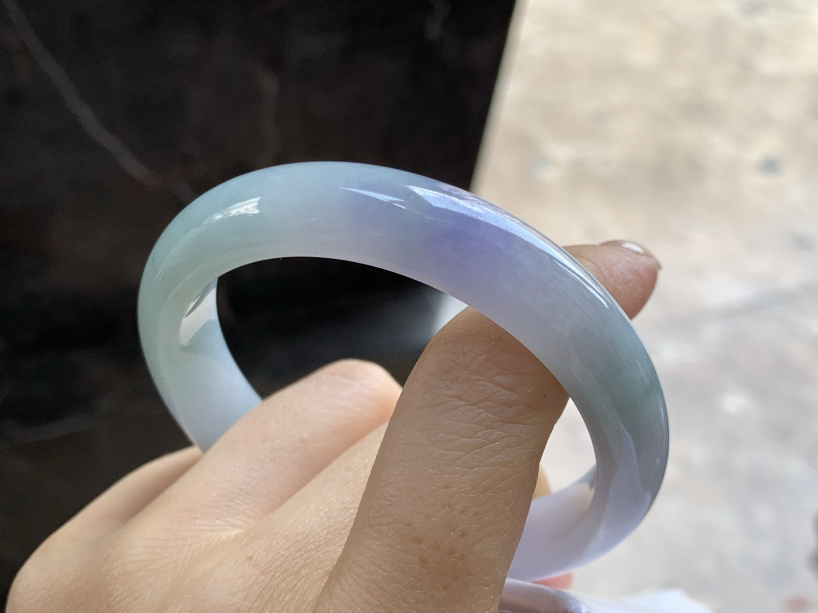 56-12-8

紫罗兰手镯^_^底子细腻 颜色浓郁漂亮