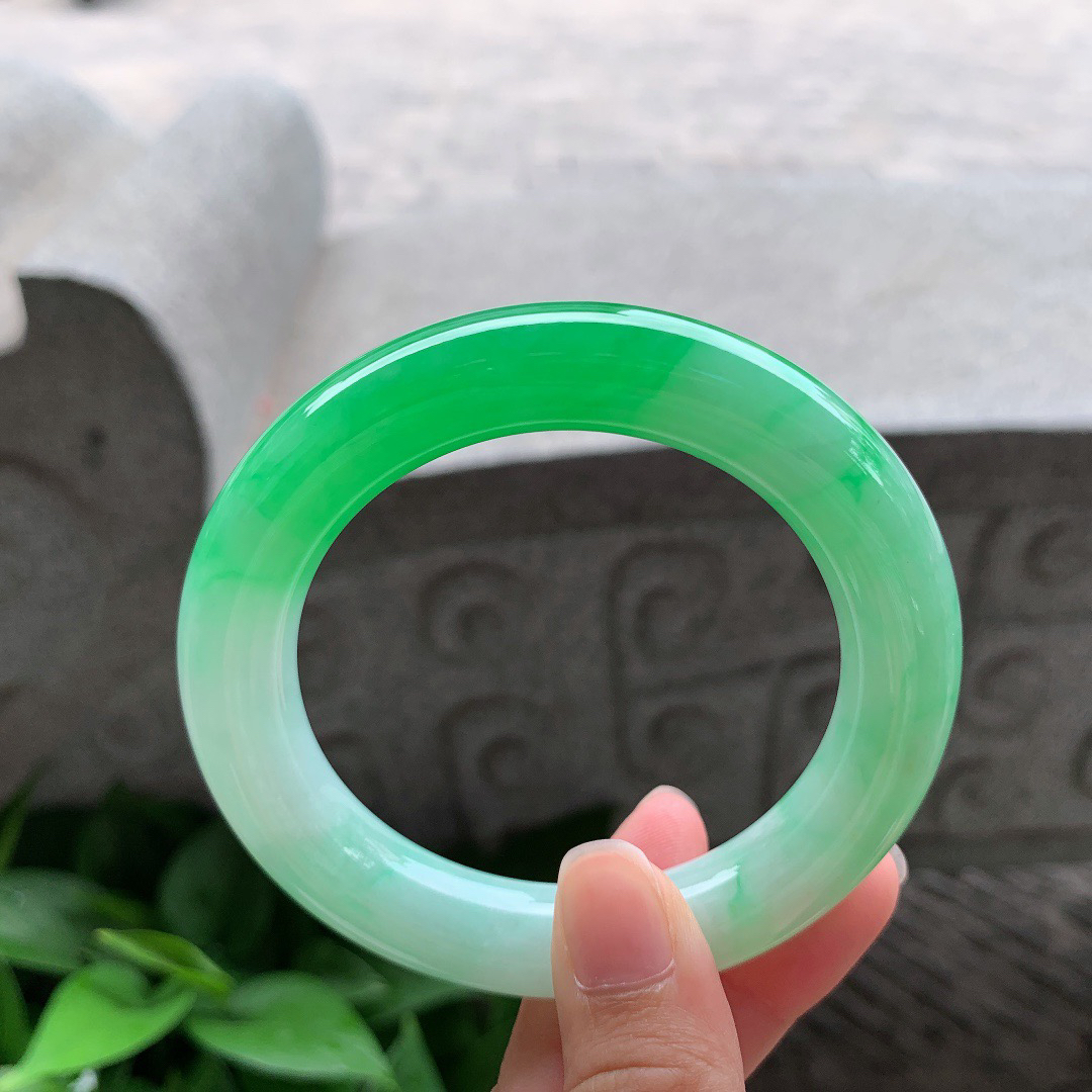 圈口56-12.3 【正阳绿圆条手镯】圆条56 57可戴