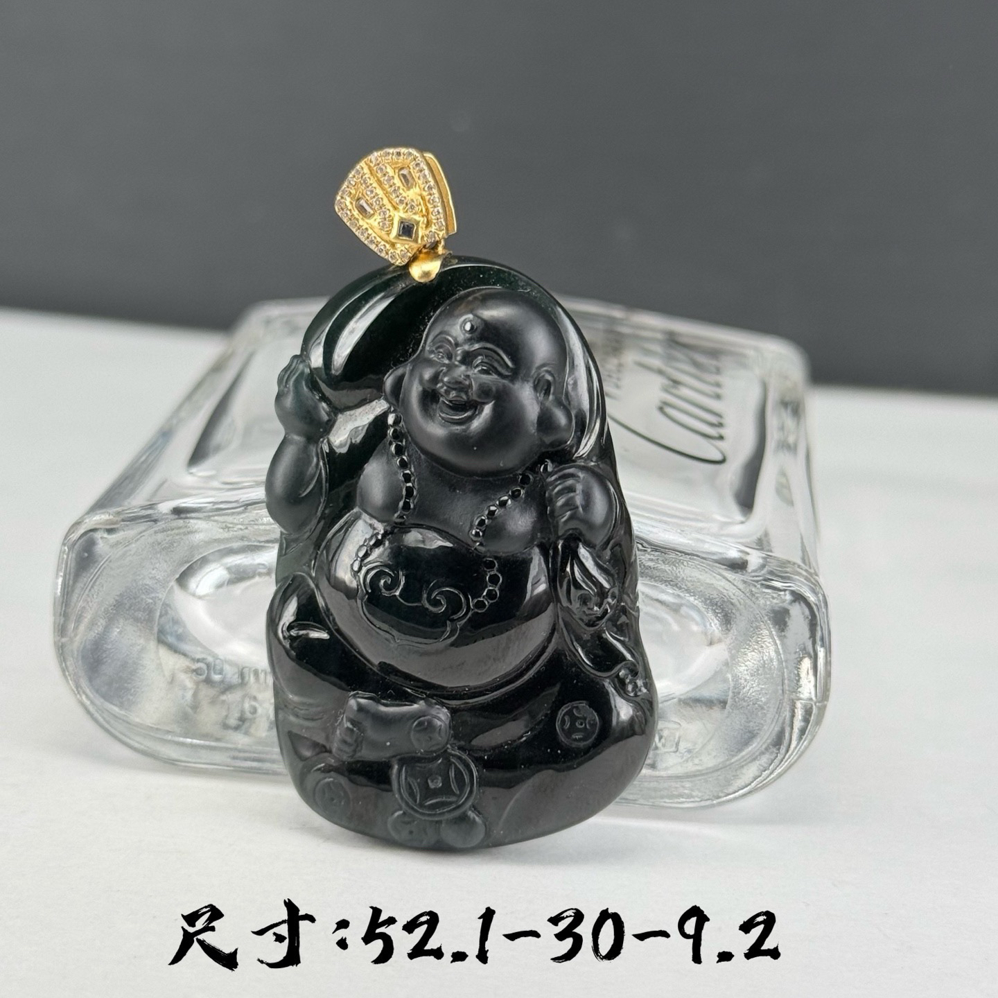 精品18k墨翠逍遥佛 种好色正 黑度极好 打灯通透 油性十足  尺寸52.1