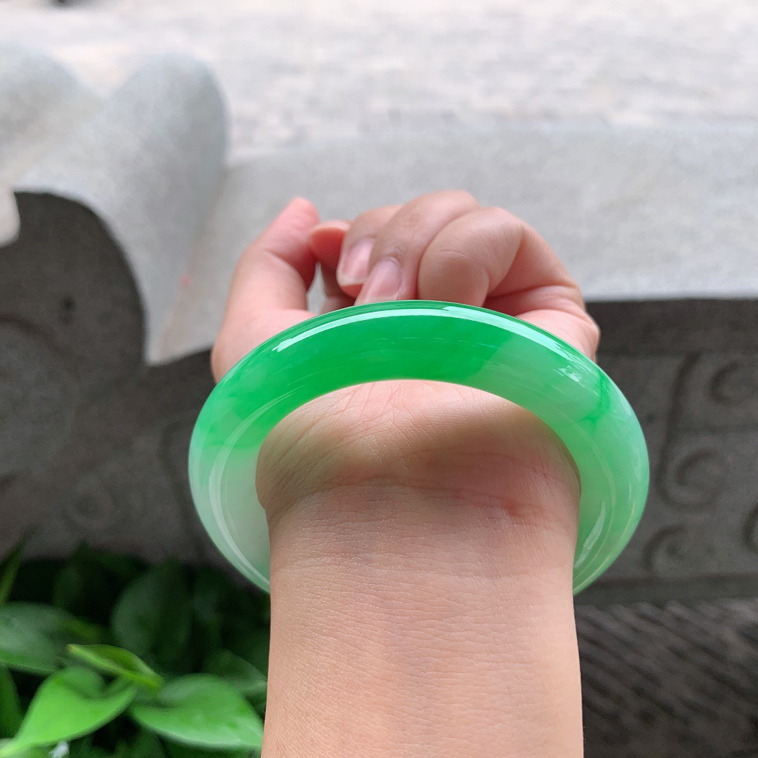 圈口56-12.3 【正阳绿圆条手镯】圆条56 57可戴