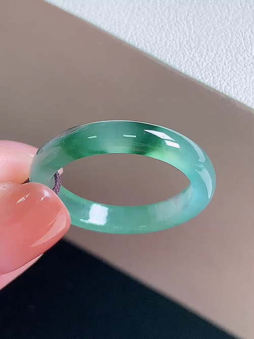 ，冰飘花指环，无裂，尺寸 19.1/3.9/2.9 ，20号，№;y220016   20