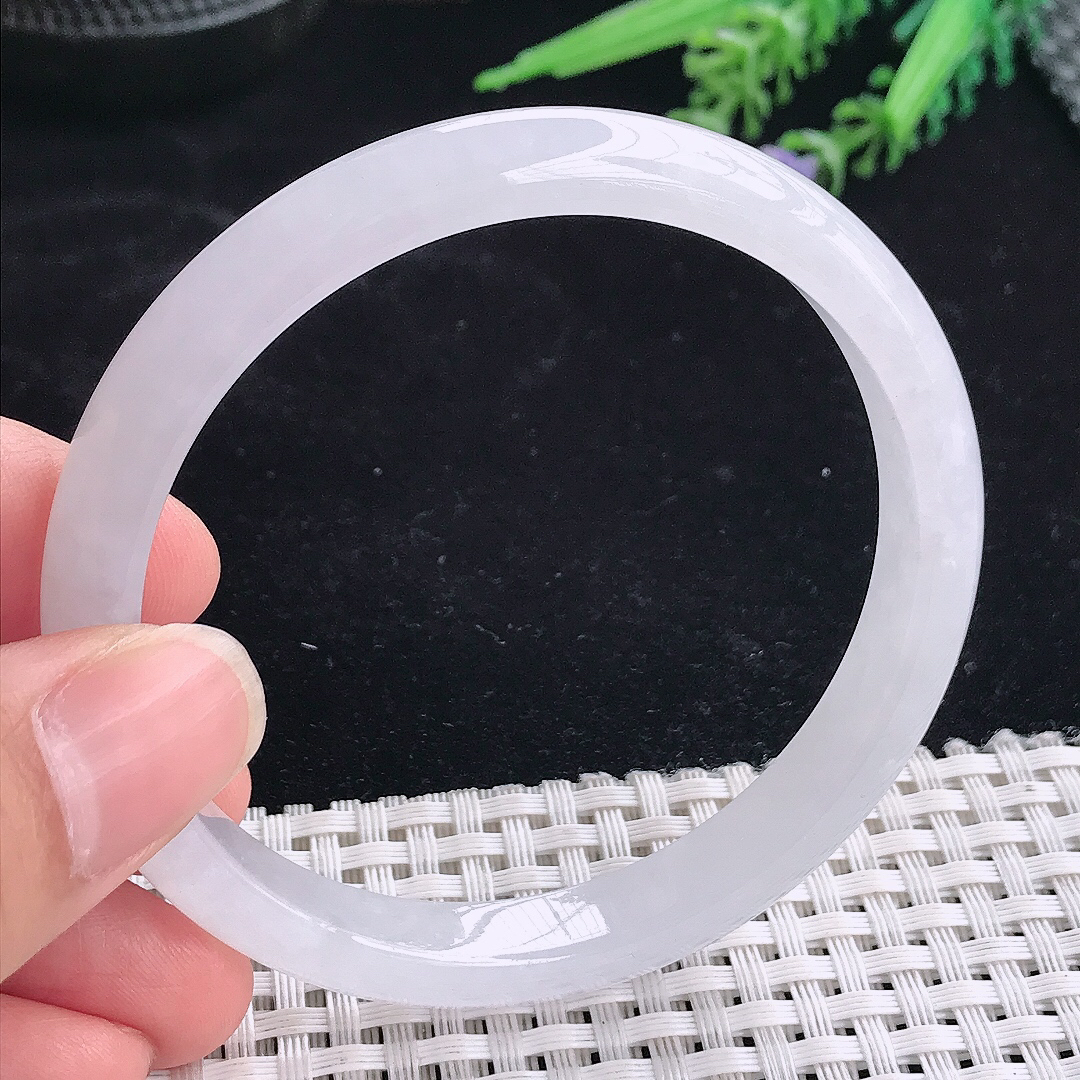 实拍A货翡翠59/9.2/6.7老坑冰润冰透月光白手镯宽边玉镯平安镯