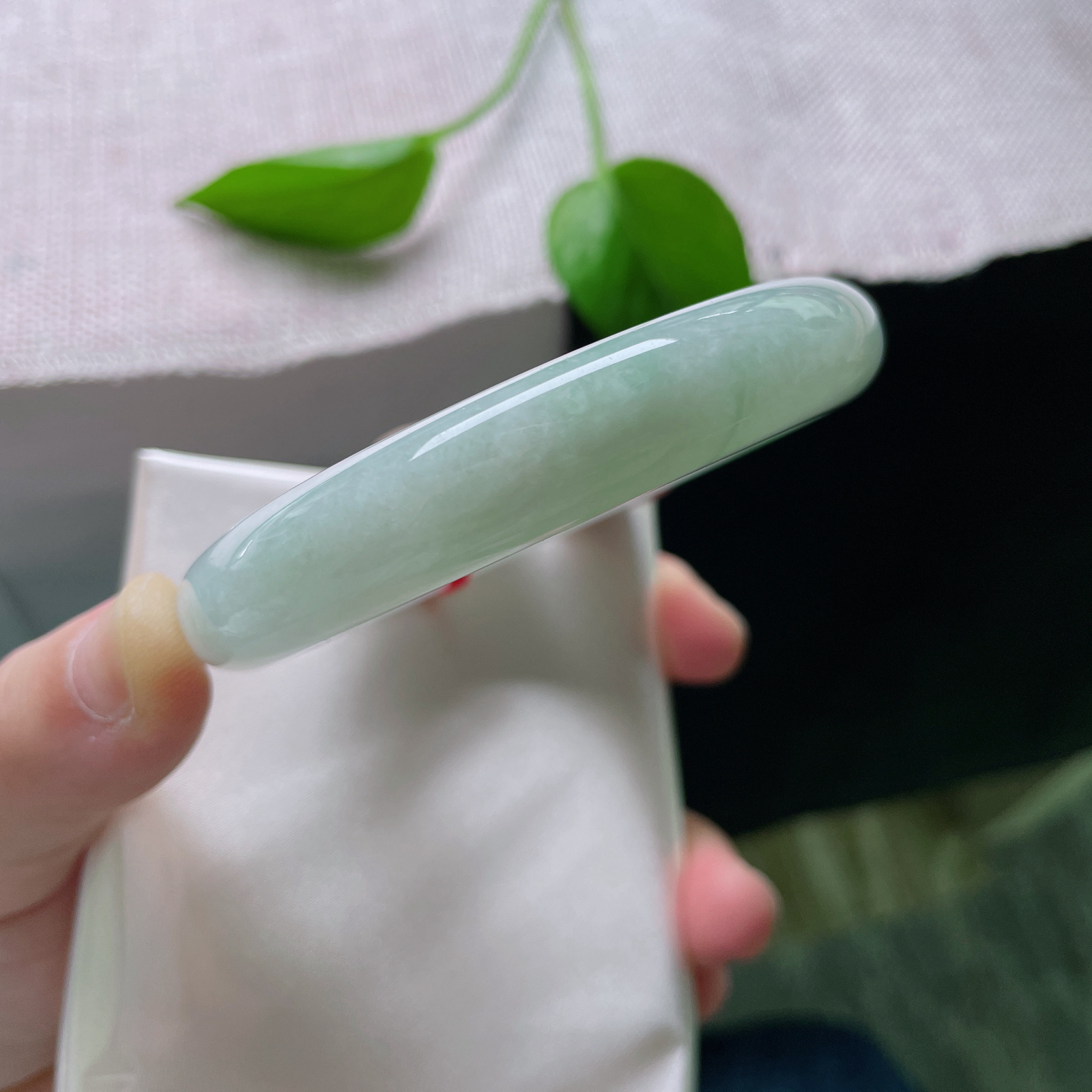 60.4/12.7/8.3，飘绿，水润，细腻，贵气，优雅，版型好，雍容华贵，ss51802a..