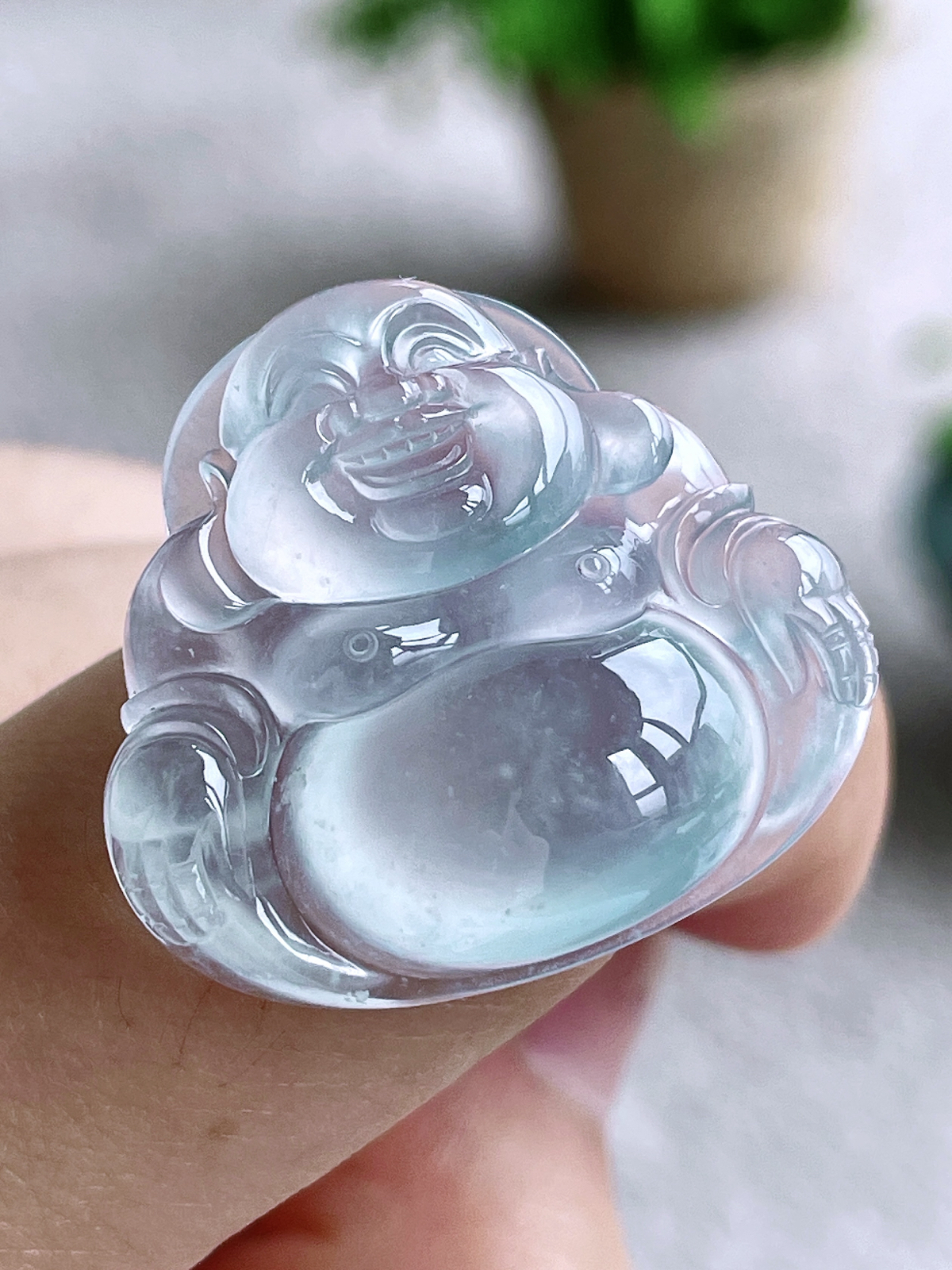 【裸石】高冰佛公吊坠
【说明】缅料 性价比高  
【尺寸】26.5-29-8.3..