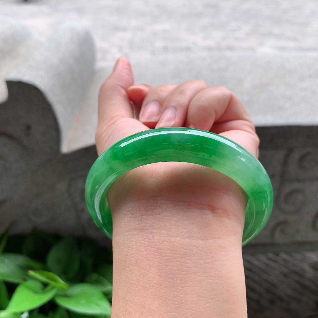 大圈口 58.5-13-8.7【芙蓉阳绿正圈手镯】正圈58 59可戴