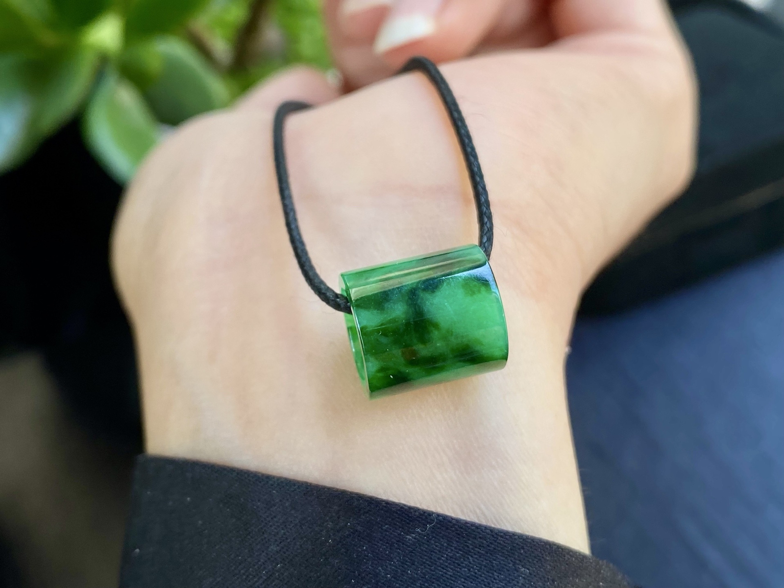 #冰飘辣绿路路通，

种水冰润，色阳味正