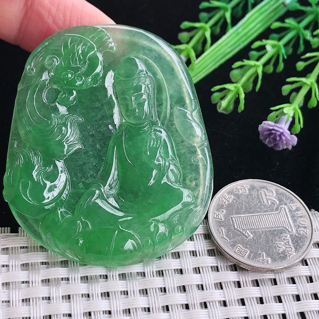 实拍a货翡翠55/46.5/5老坑冰透冰阳绿满绿观音菩萨吊坠翡翠玉坠挂件