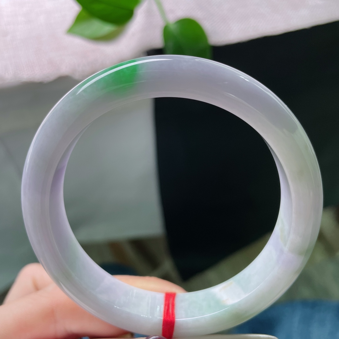 59.4/12.8/8.6，春带彩正圈，一抹翠色洋溢着生机与活力，水润，贵气，皮纹，ss51101a