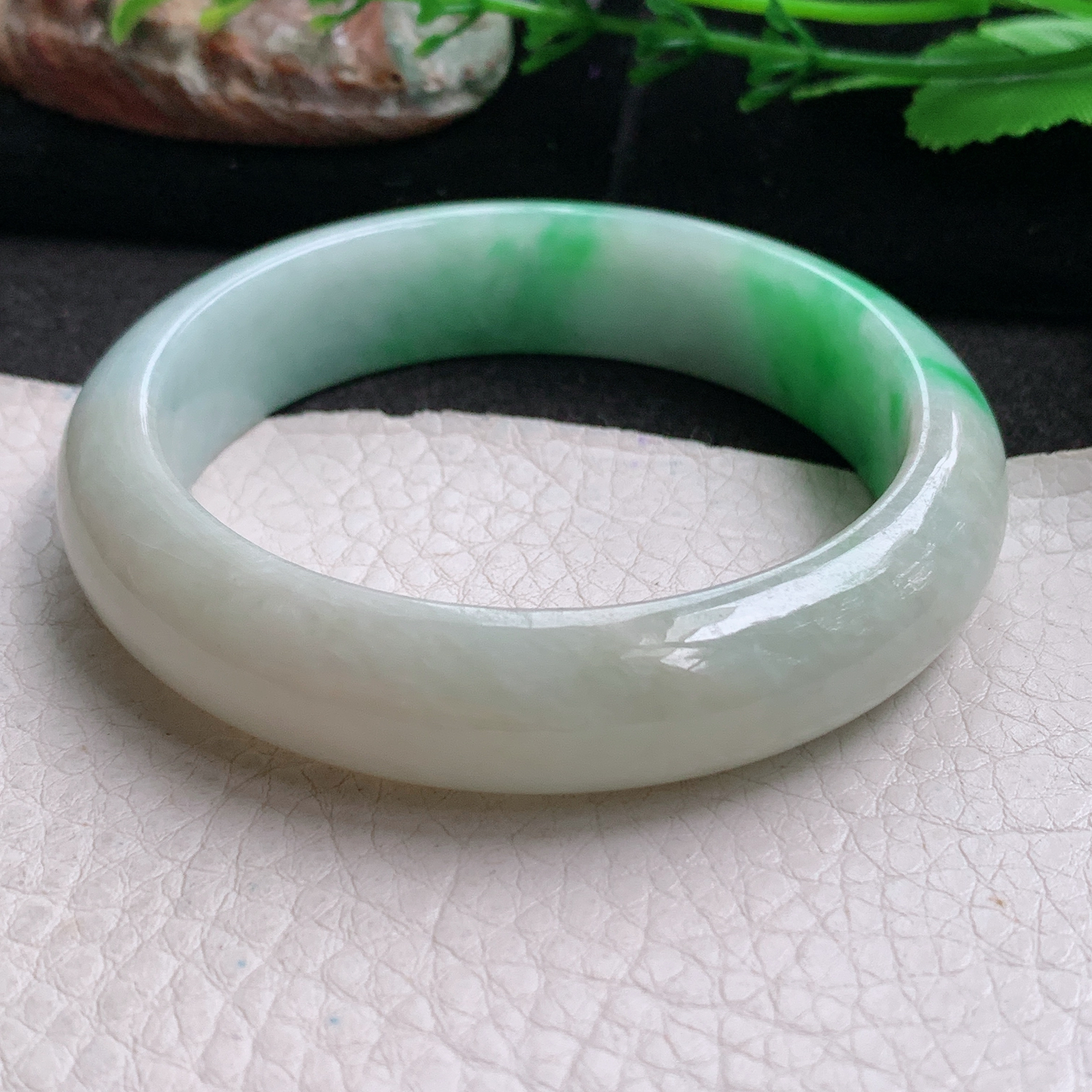 fx实拍55.8*14*8平安镯 天然缅甸翡翠a货手镯飘绿大气正圈玉镯子