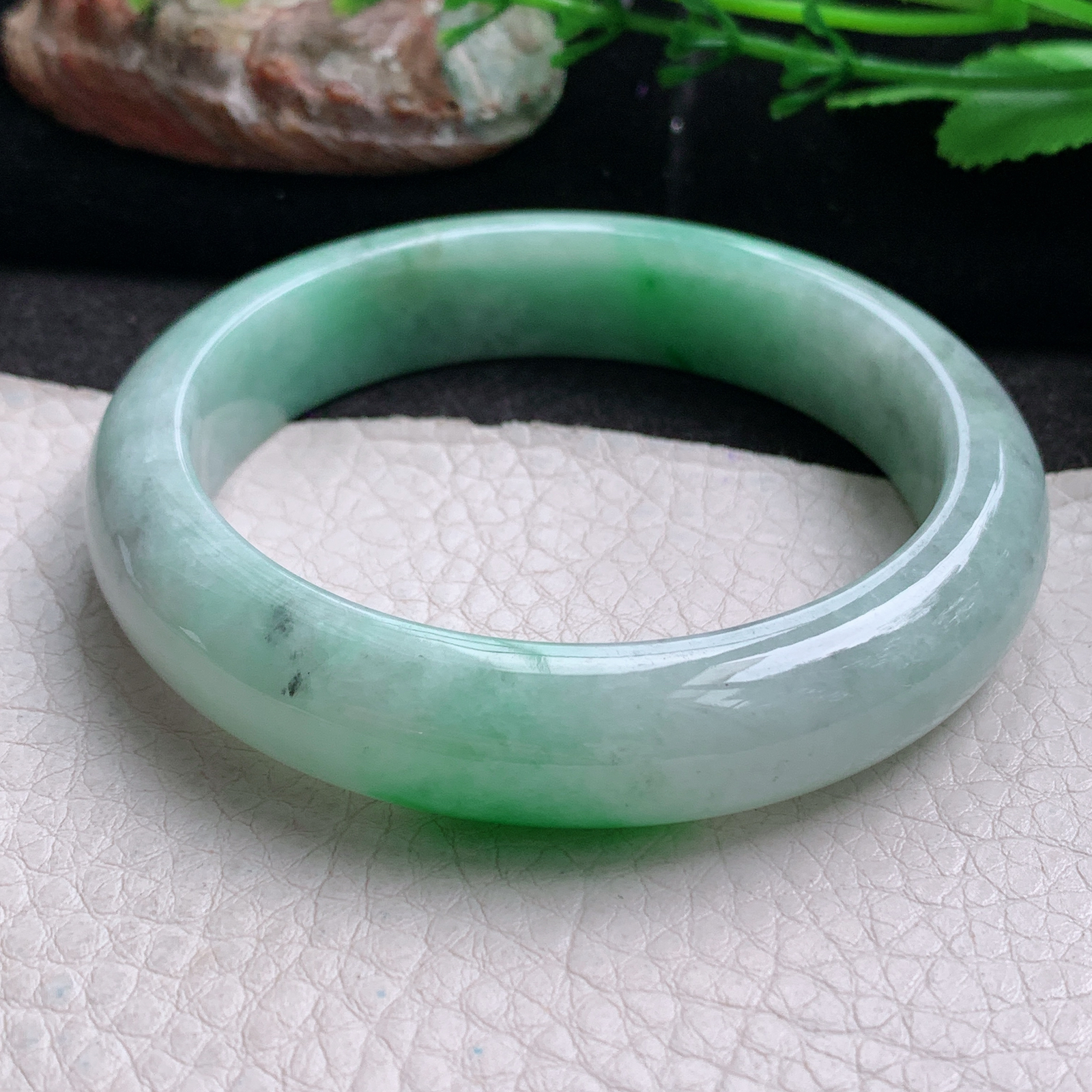 nr实拍57*12.8*8.2平安镯 天然缅甸翡翠a货手镯辣绿水润正圈玉镯子