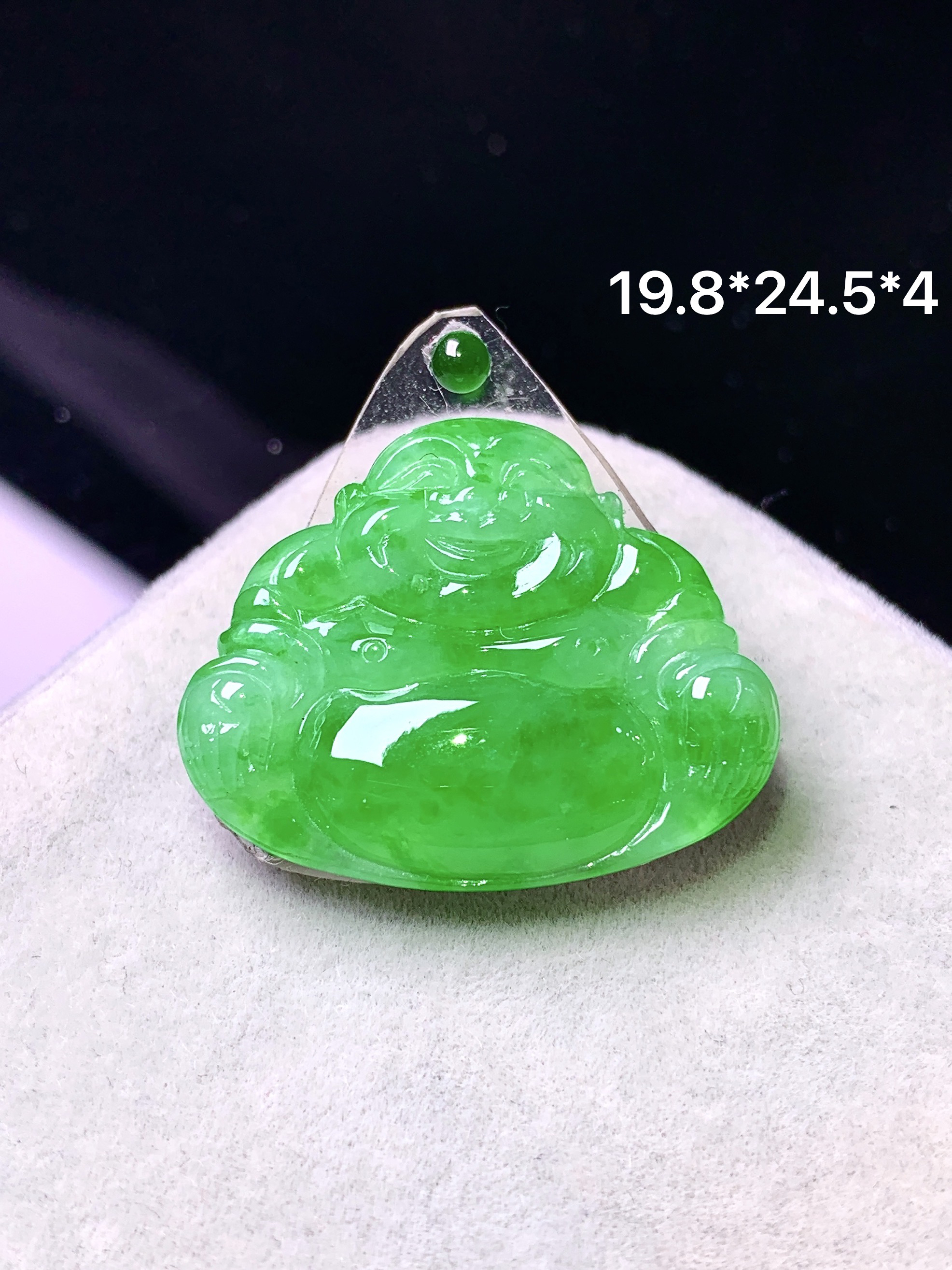 镶嵌款 冰阳绿佛公吊坠 玉质细腻 色泽艳丽清新 水润亮眼 整体尺寸19.8*24.5*4*2x