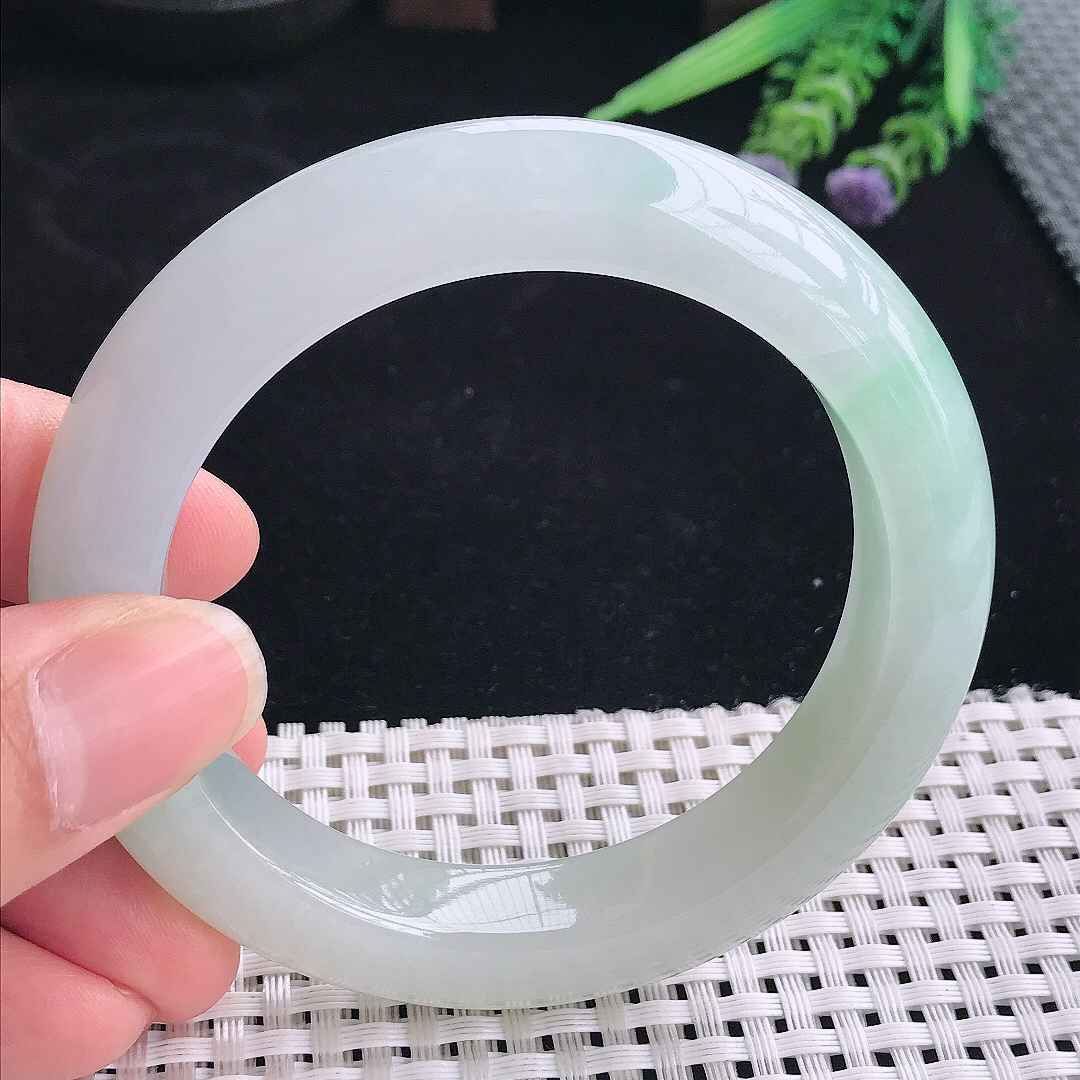 实拍A货翡翠57/12.1/10老坑冰胶水灵手镯宽边玉镯平安镯