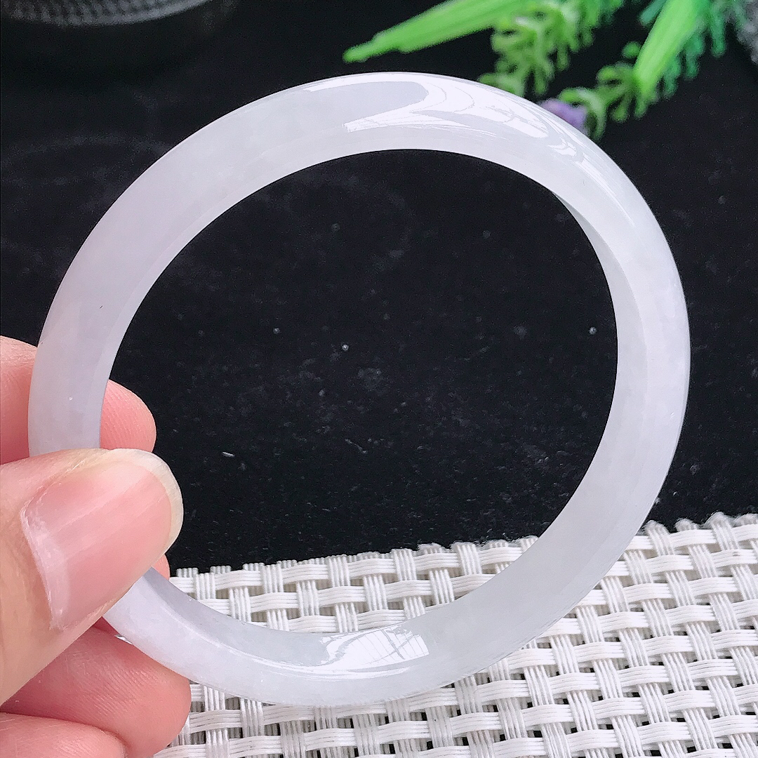 实拍A货翡翠59/9.2/6.7老坑冰润冰透月光白手镯宽边玉镯平安镯