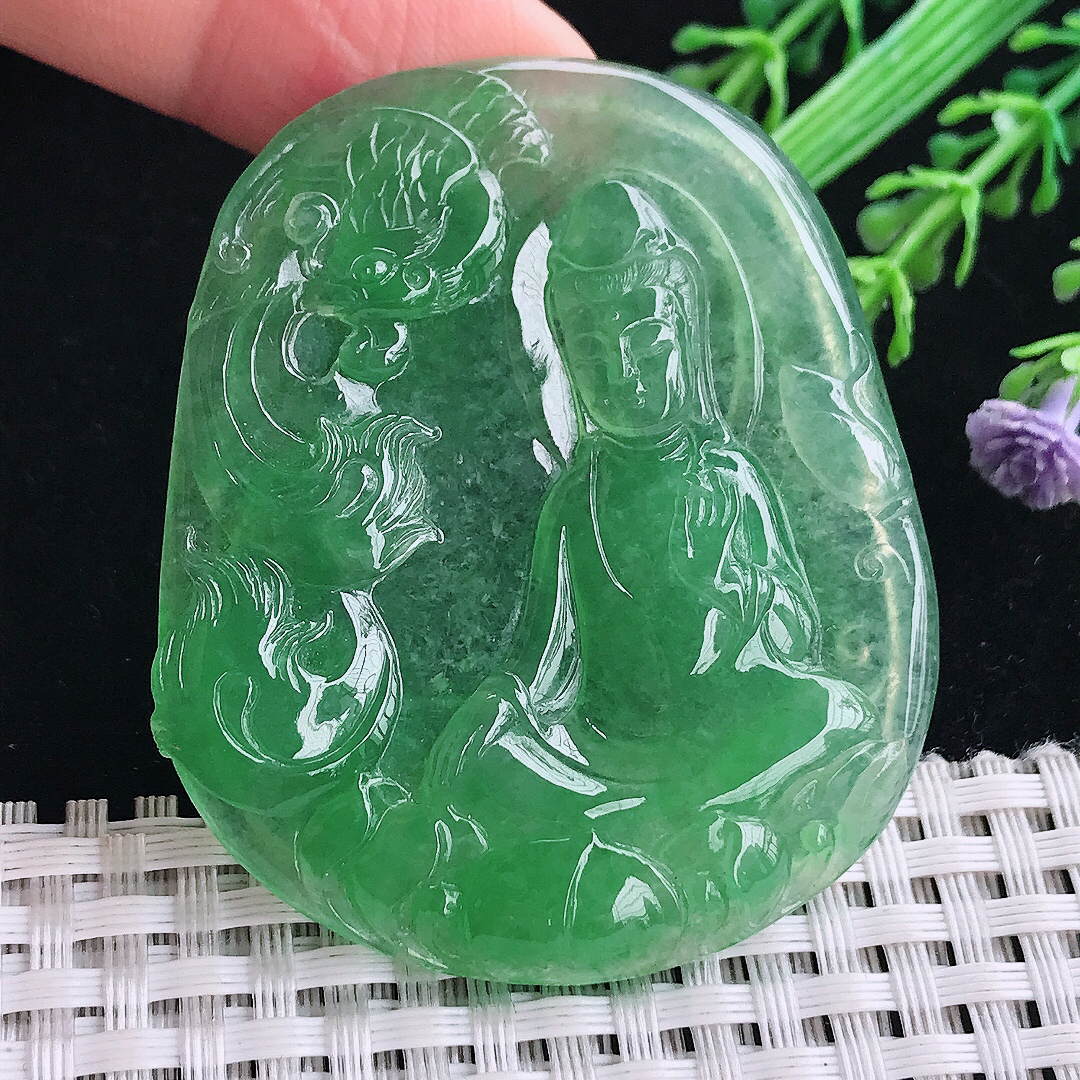 实拍a货翡翠55/46.5/5老坑冰透冰阳绿满绿观音菩萨吊坠翡翠玉坠挂件