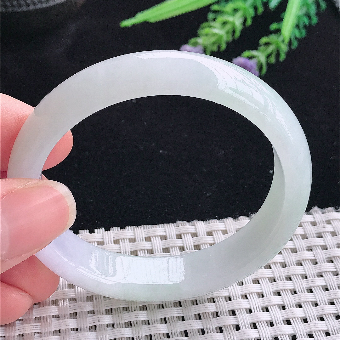 实拍A货翡翠53/47/13.2/7.3老坑秀气冰润贵妃手镯宽边玉镯平安镯
