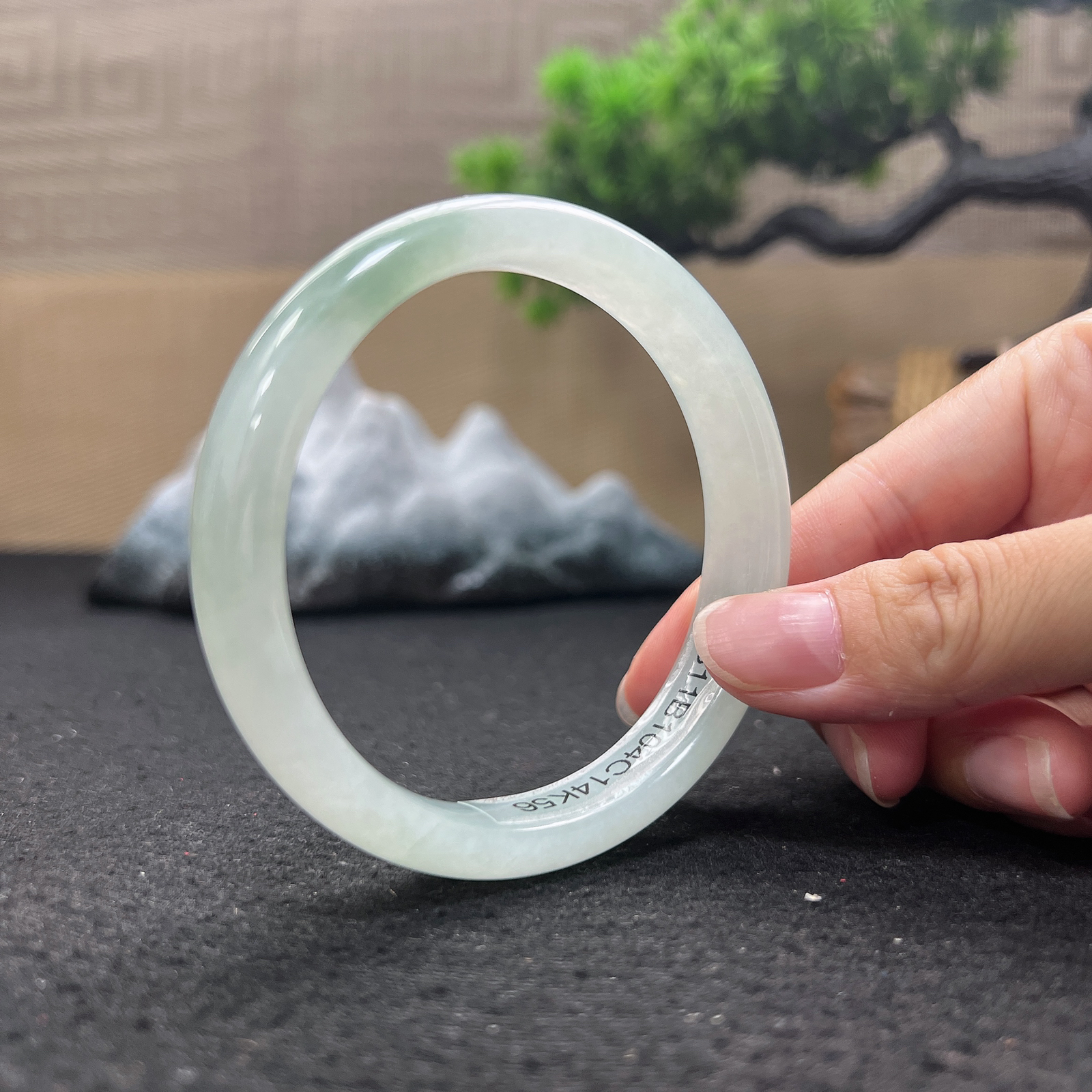 60圈口正圈半山水手镯