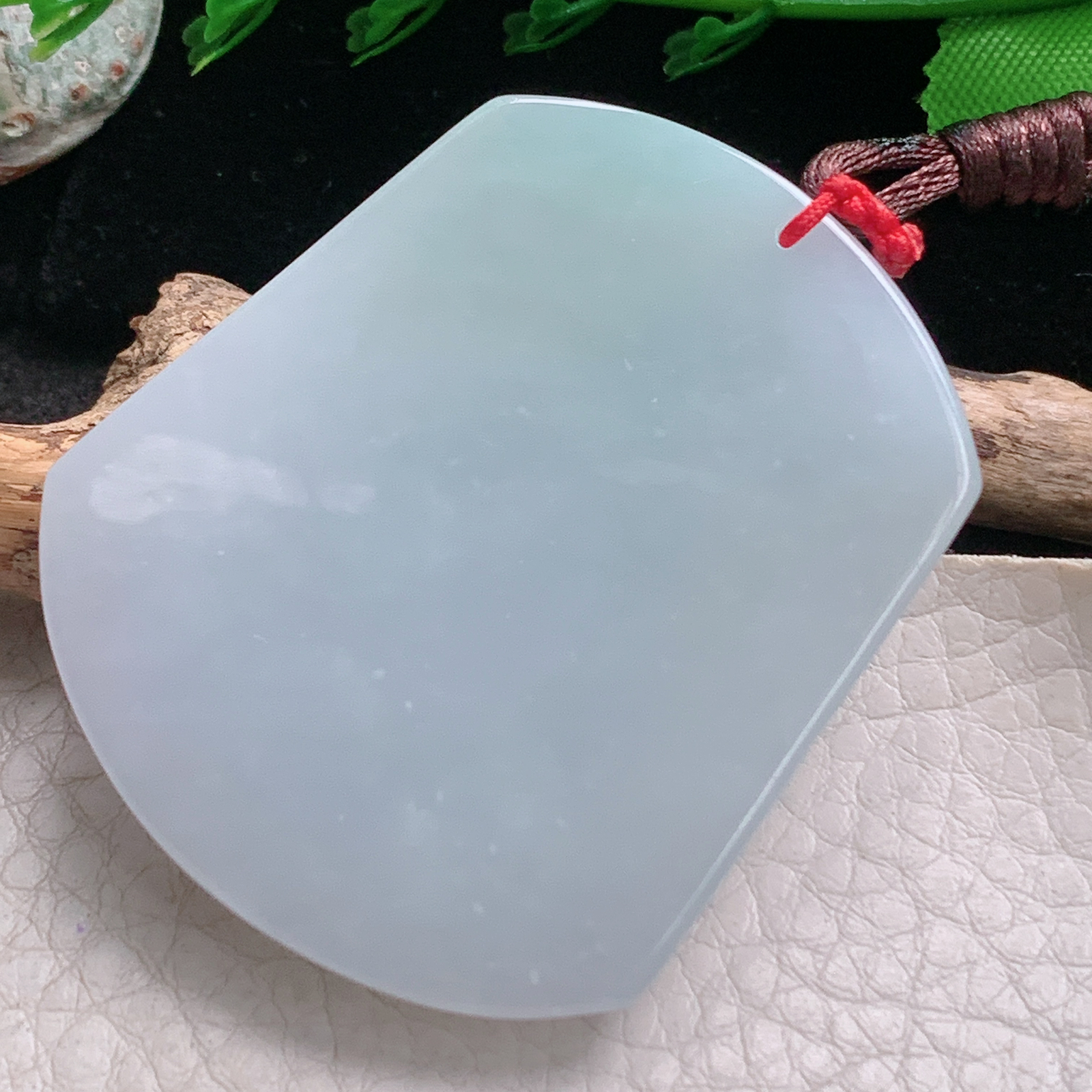 Bg实拍52.2*44*9缅甸翡翠净瓶观音菩萨吊坠