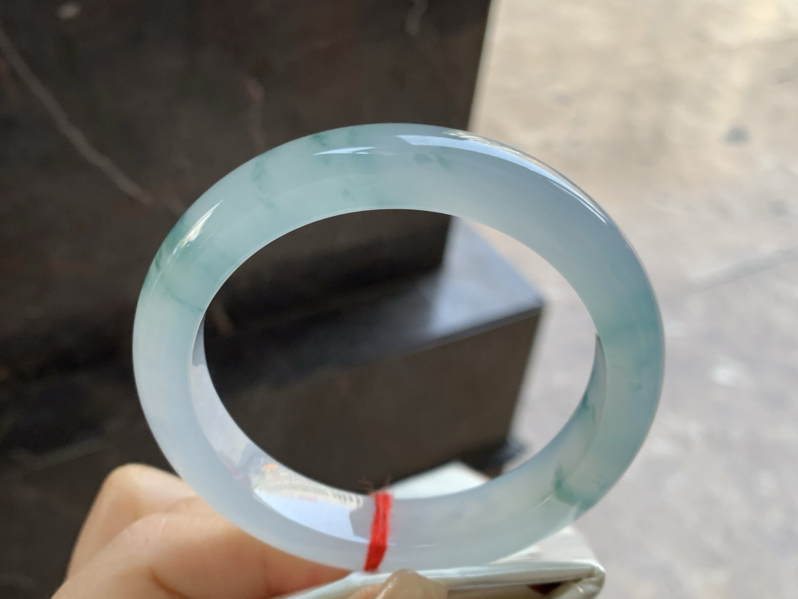 57.5-12.5-9冰种飘花手^_^冰味十足 飘花点缀