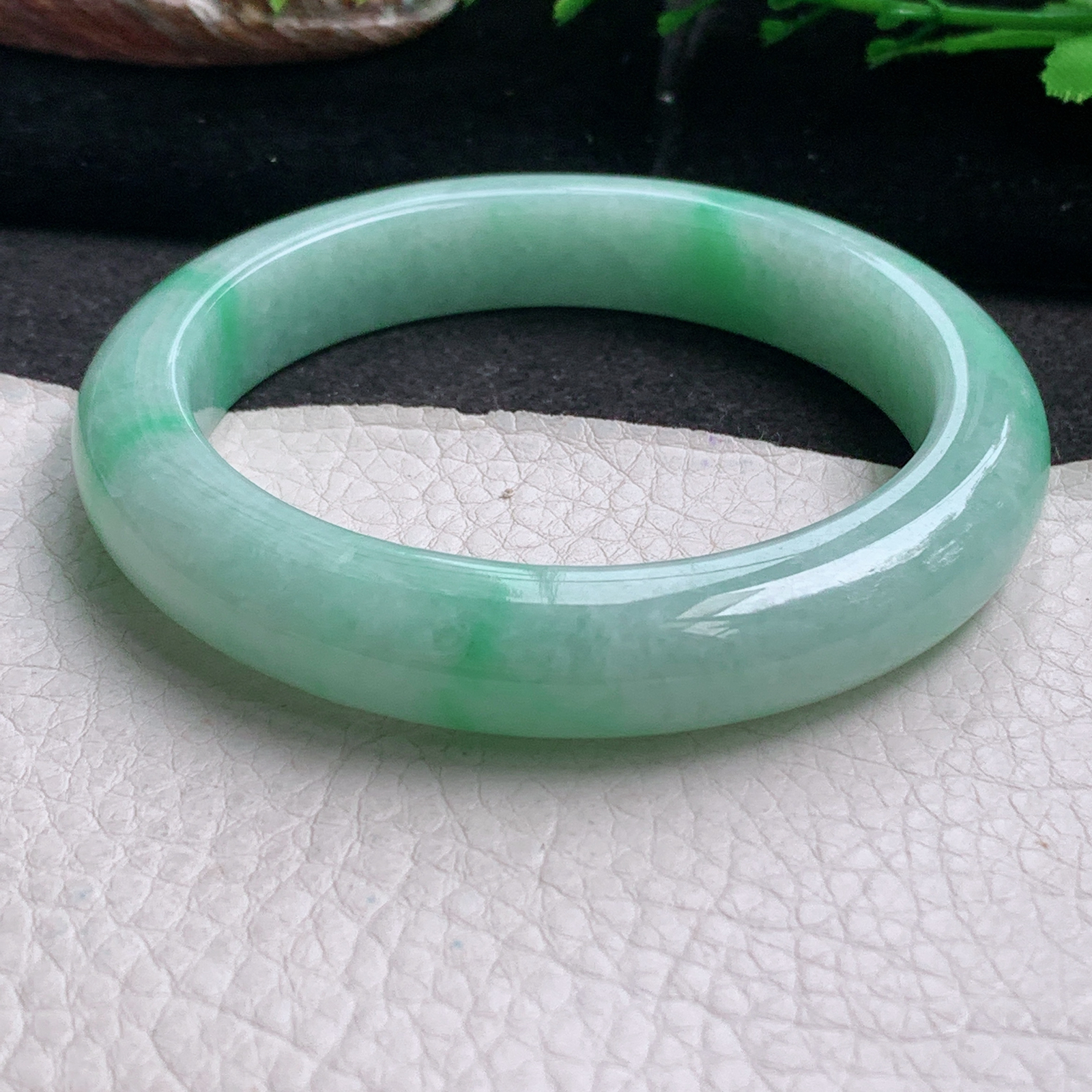 nr大圈口61.5*12.2*10平安镯 天然缅甸翡翠a货手镯飘绿水润大气玉镯子