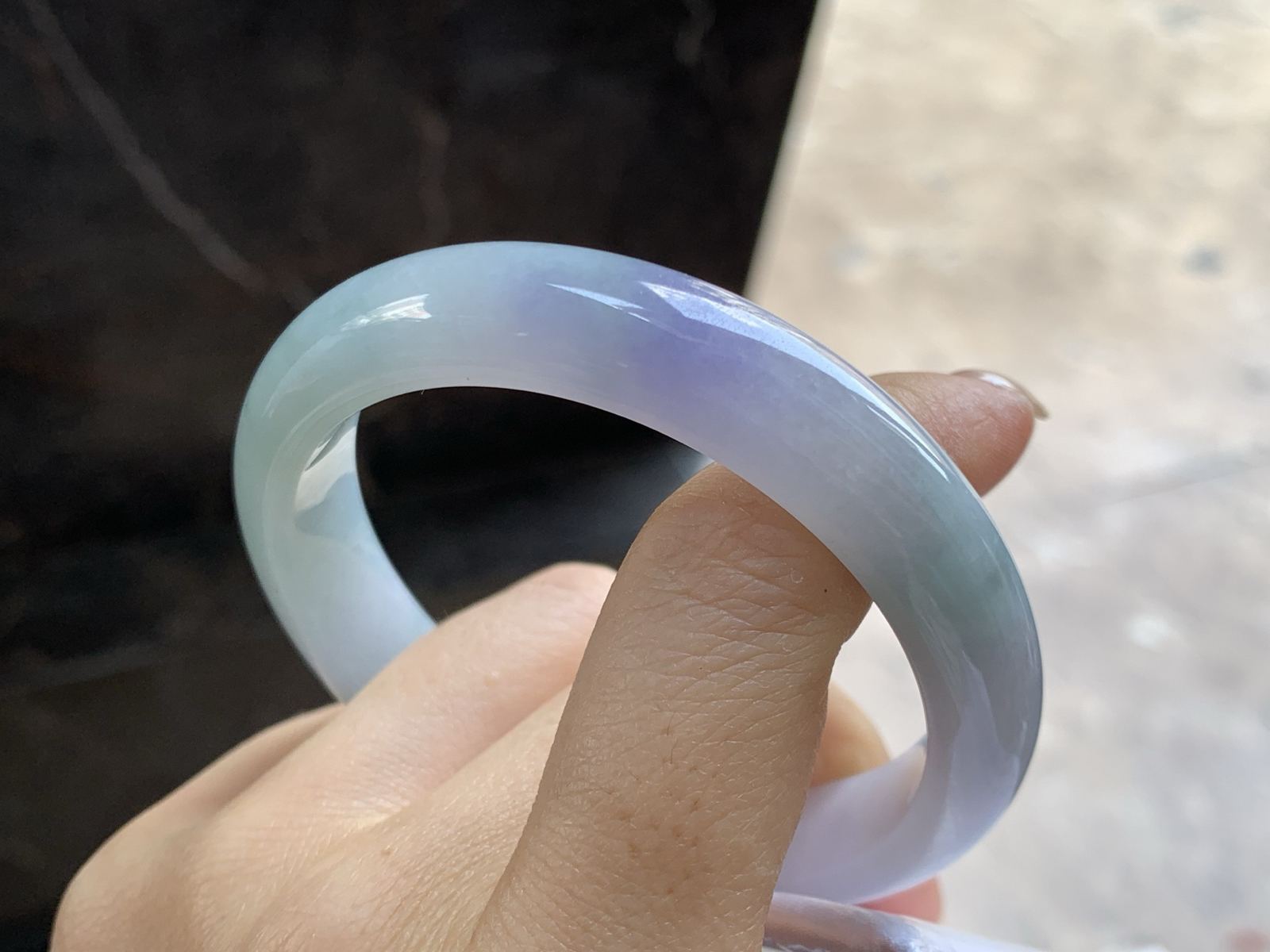 56-12-8

紫罗兰手镯^_^底子细腻 颜色浓郁漂亮