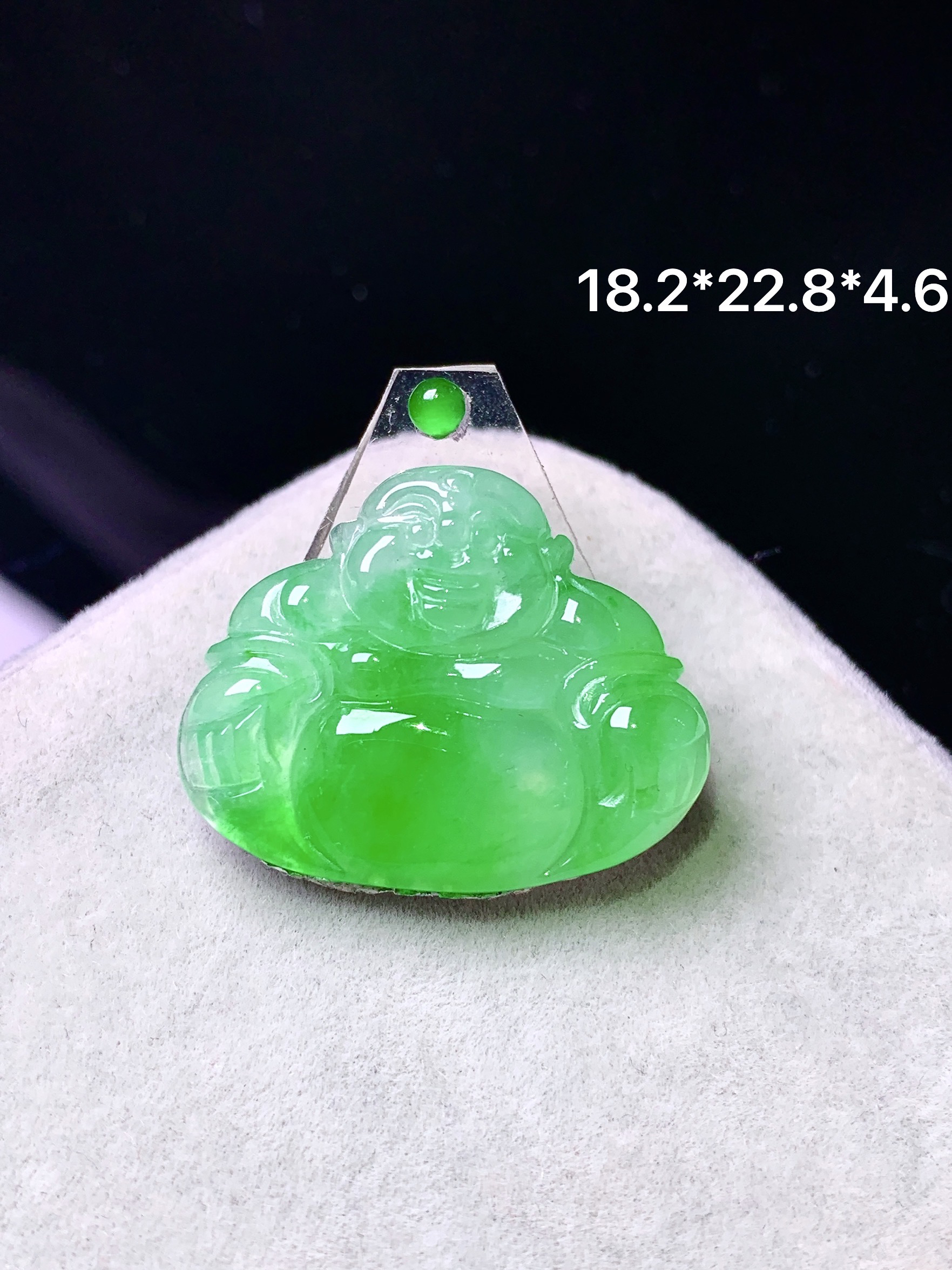 镶嵌款 冰阳绿佛公吊坠 玉质细腻 色泽艳丽清新 水润亮眼 整体尺寸18.2*22.8*4.6*2x