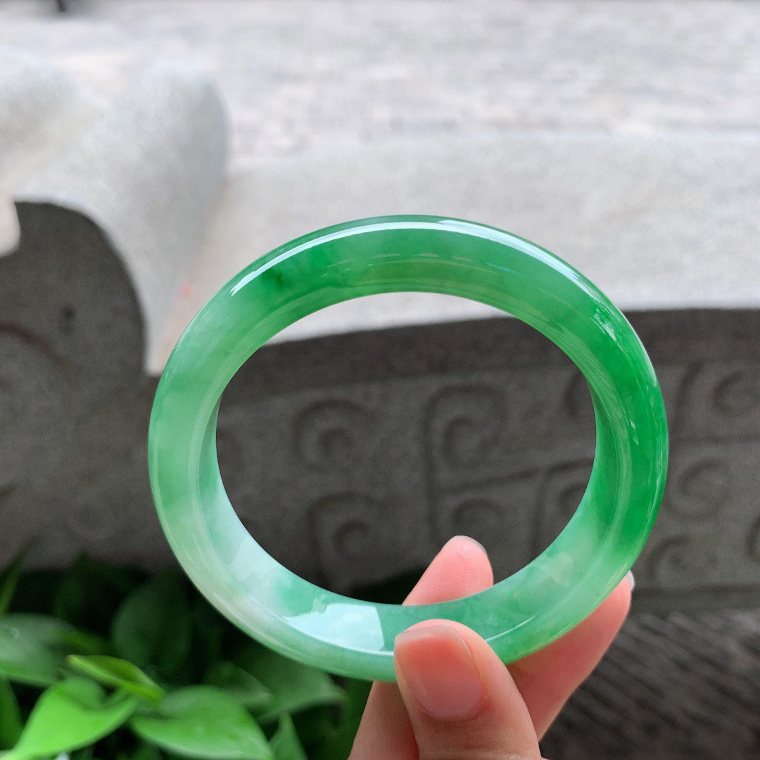 大圈口 58.5-13-8.7【芙蓉阳绿正圈手镯】正圈58 59可戴