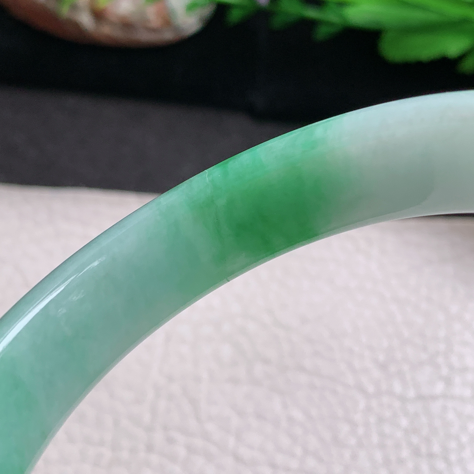 xx实拍58*12.5*8.2平安镯 天然缅甸翡翠a货手镯飘绿正圈玉镯子