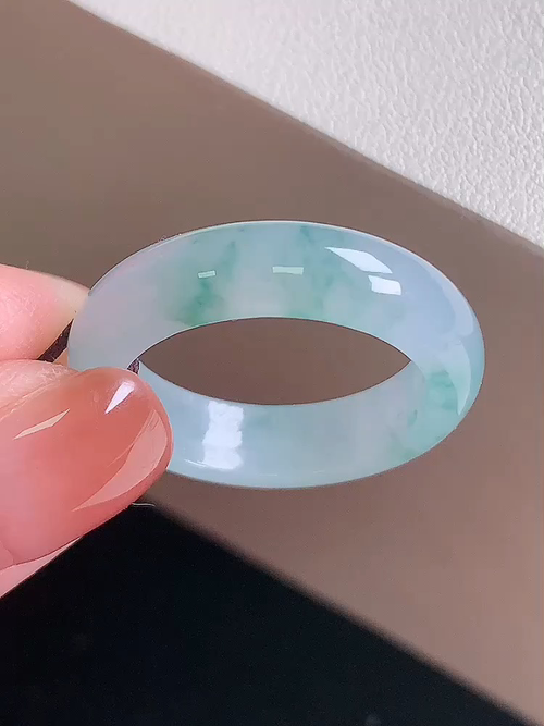 ，冰飘花指环，无裂，尺寸19/5.7/3.5，20号，№;y220016   20