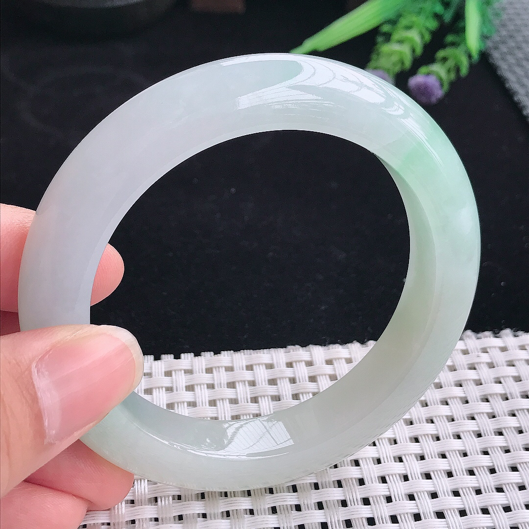 实拍A货翡翠57/12.1/10老坑冰胶水灵手镯宽边玉镯平安镯