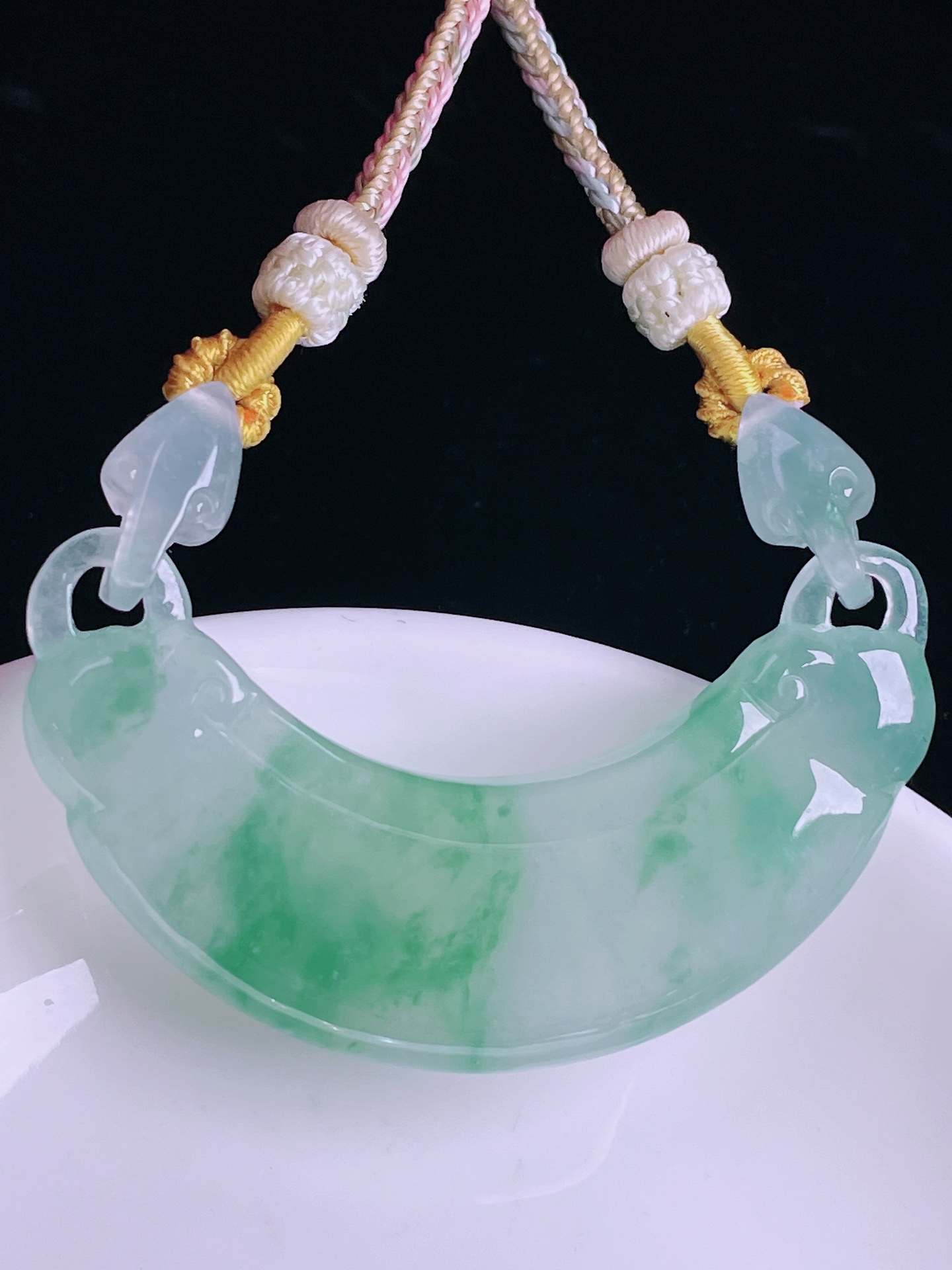 ️飘绿玉恒，老种起光，细底通透，尺寸：52.8/17/6.4mm，0423