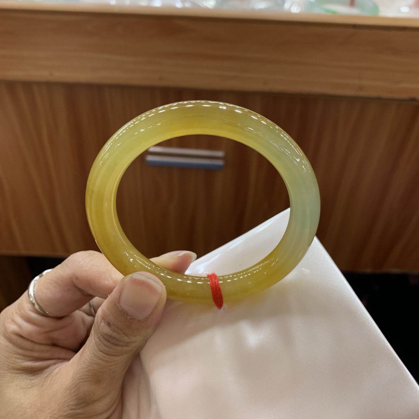 04224053.8-9.5-8.9冰黄翡圆条