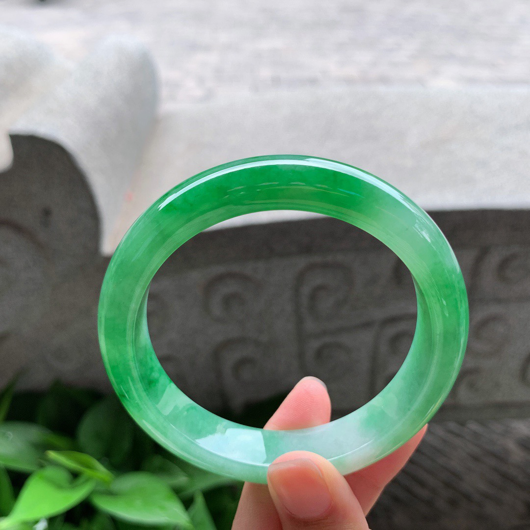 大圈口 58.5-13-8.7【芙蓉阳绿正圈手镯】正圈58 59可戴