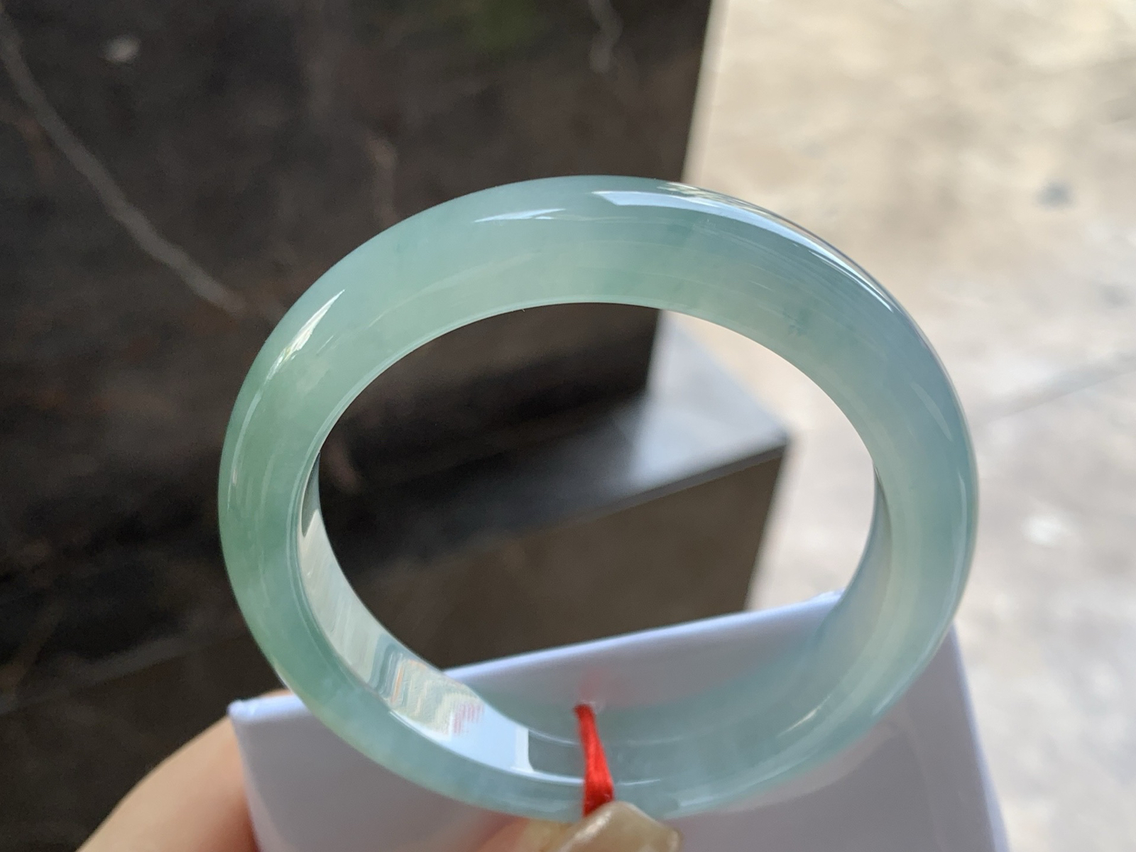 54-11.7-8.6

飘花手镯^_^种老肉细～上手漂亮耐看