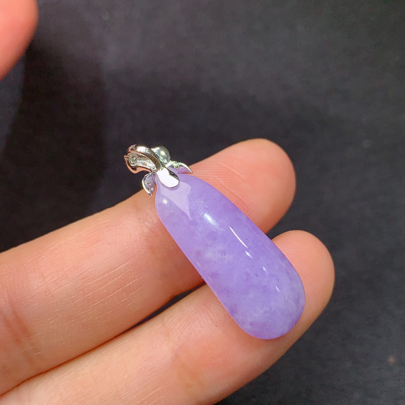 冰紫罗兰福瓜吊坠，18k金镶嵌，温润细腻，颜色鲜艳，Ax 尺寸28.9*9.6*5.7