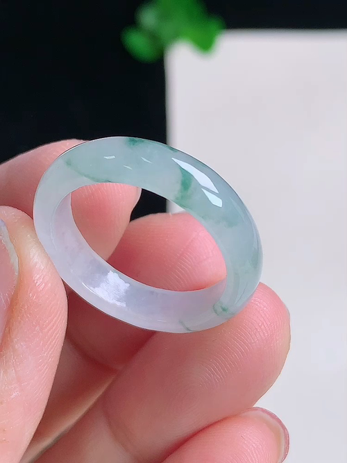 ，冰飘花指环，无裂，尺寸18.3/5/3，18号，№;y22bo